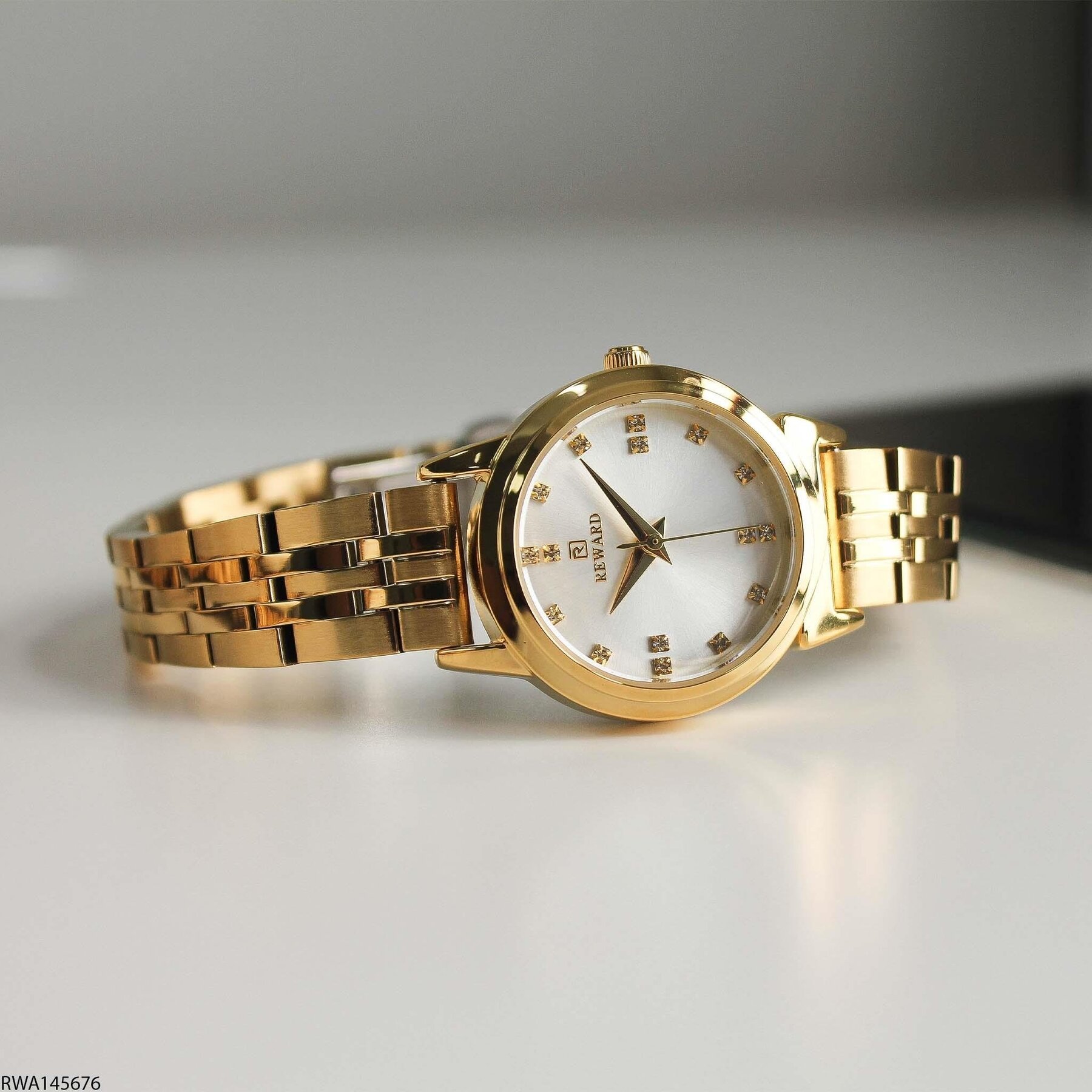 Reward RWA145676 Çelik Kordonlu Kadın Kol Saati