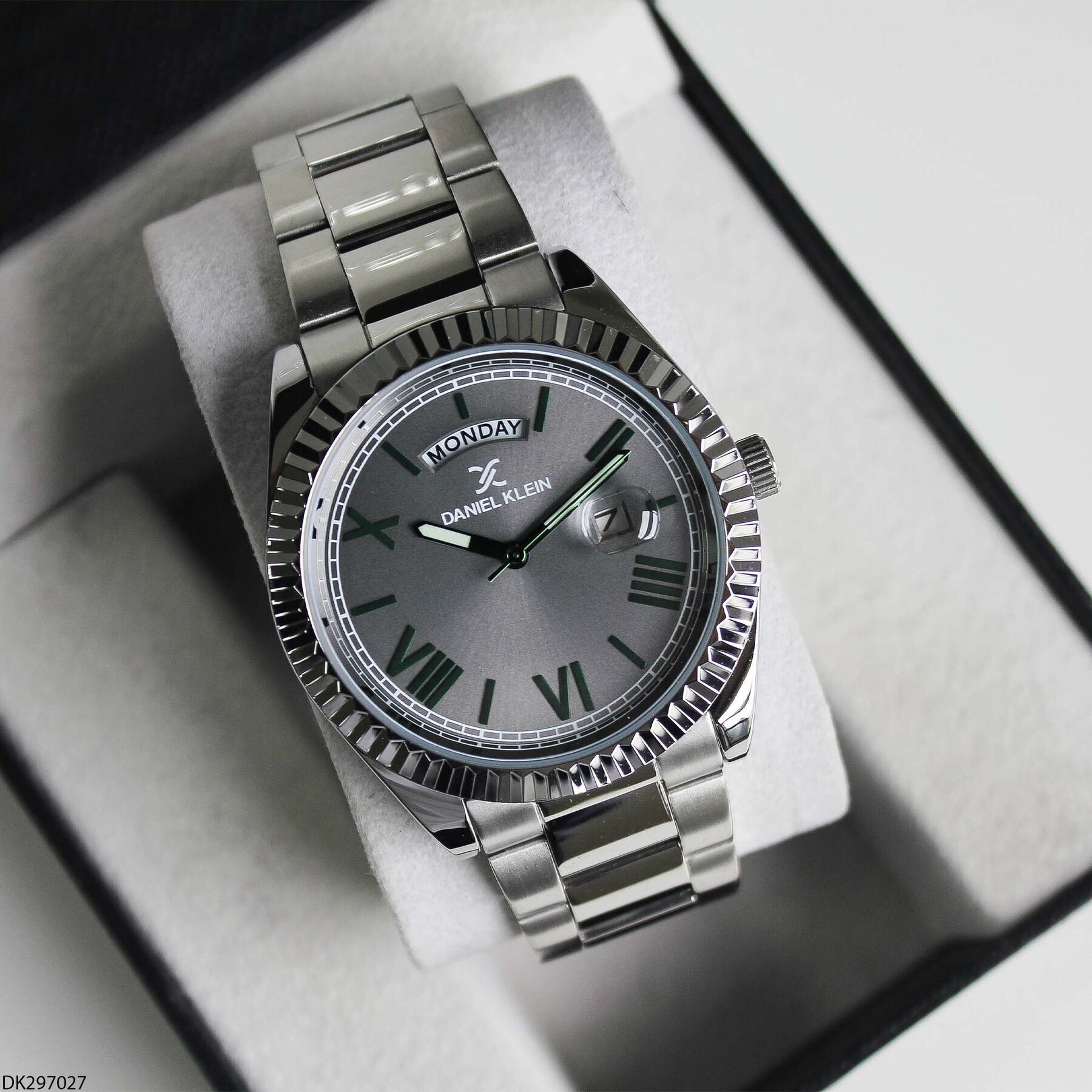 Daniel Klein DK453126 Steel Strap Men Watch