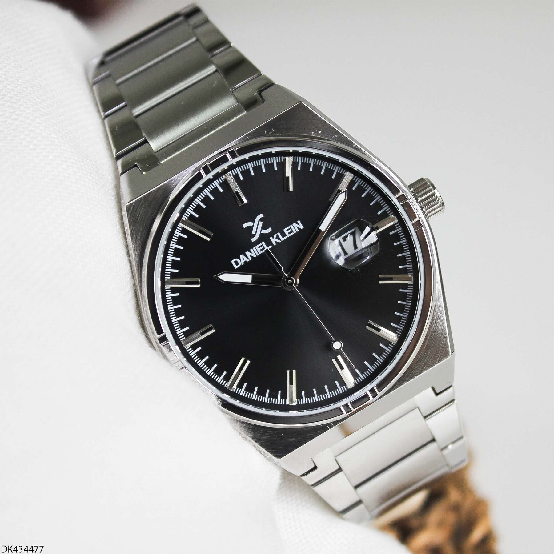 Daniel Klein DK453126 Steel Strap Men Watch