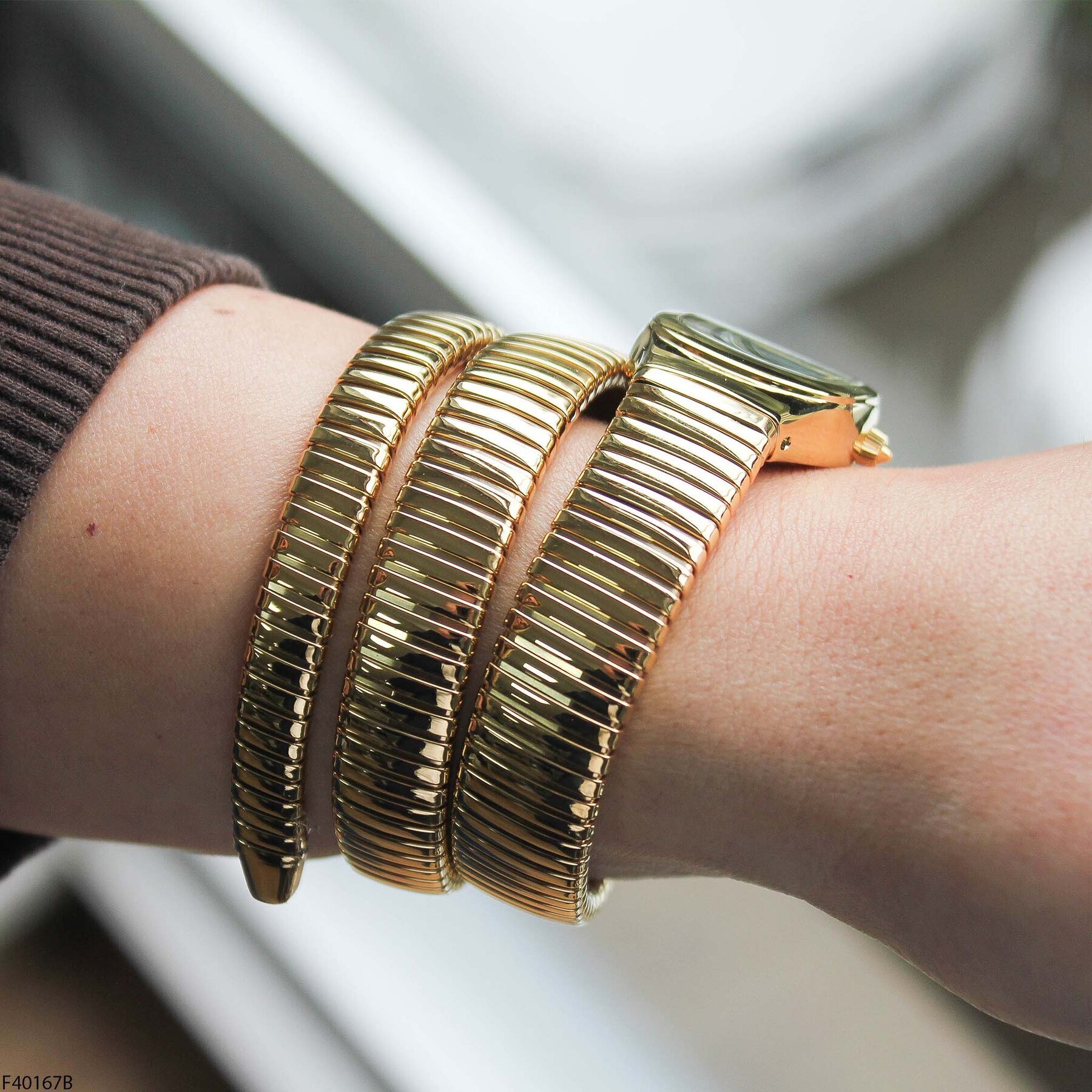 Ferro F40167B Çelik Kordonlu Kadın Kol Saati