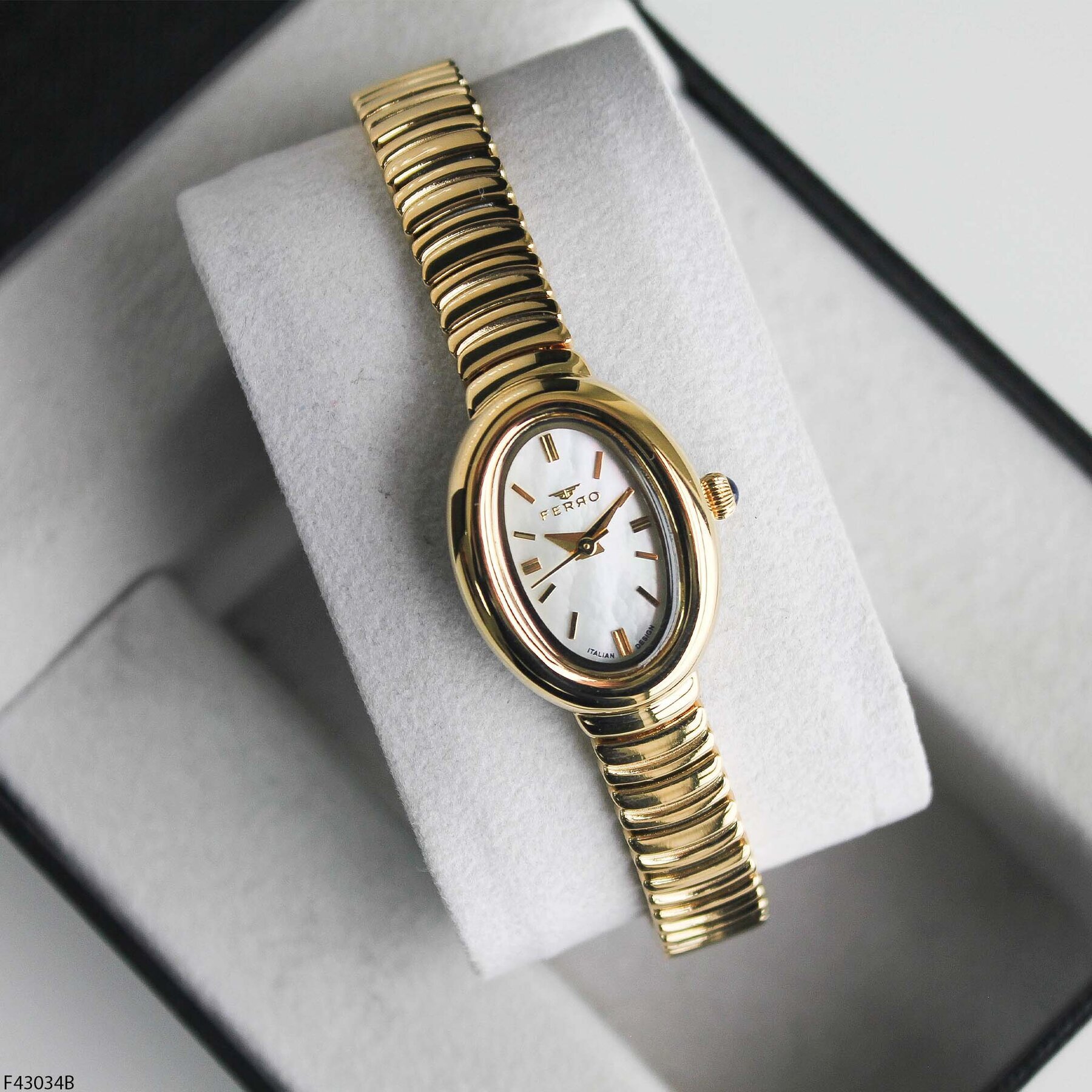 Ferro F43034B Çelik Kordonlu Kadın Kol Saati