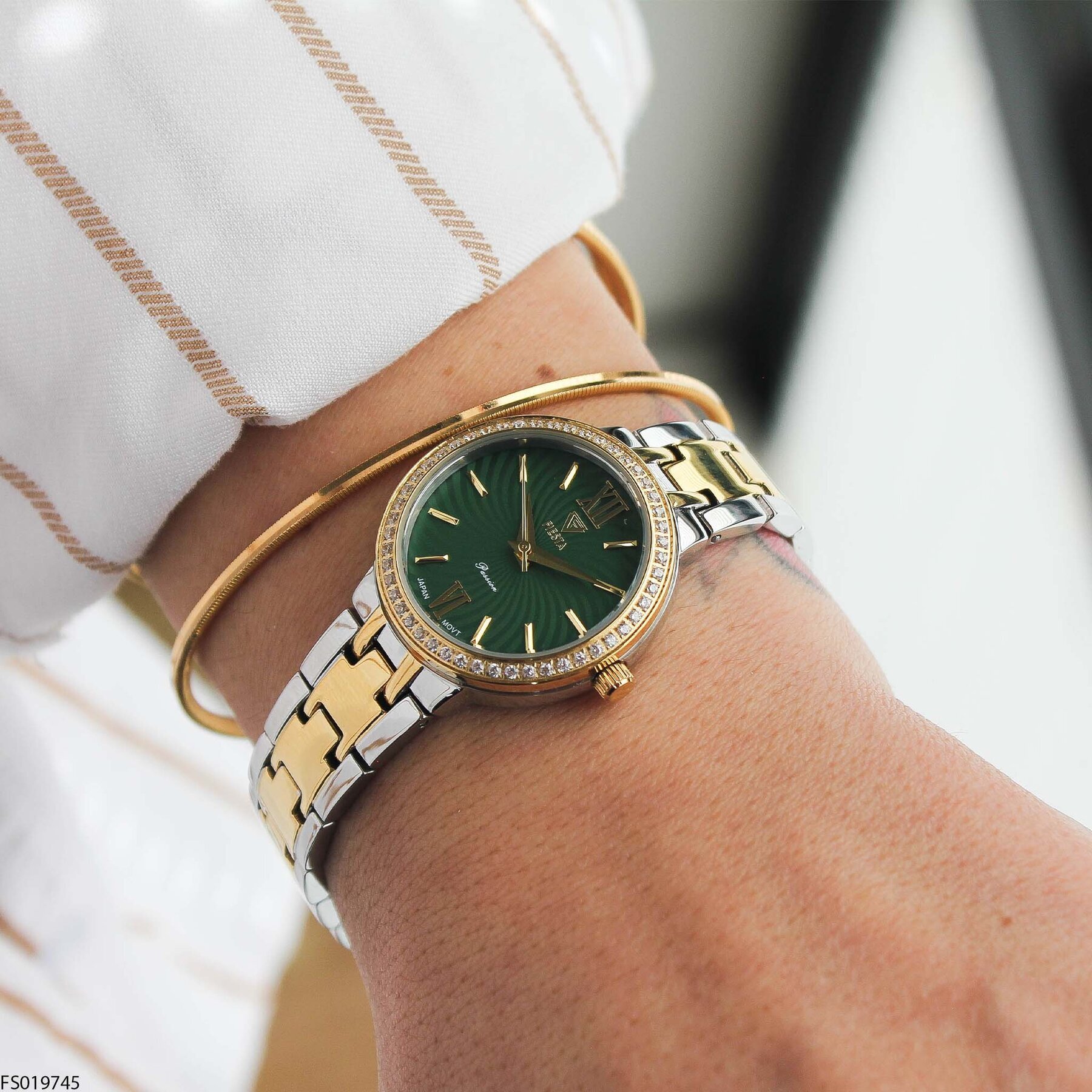 Fiesta FS019745 Çelik Kordonlu Kadın Kol Saati