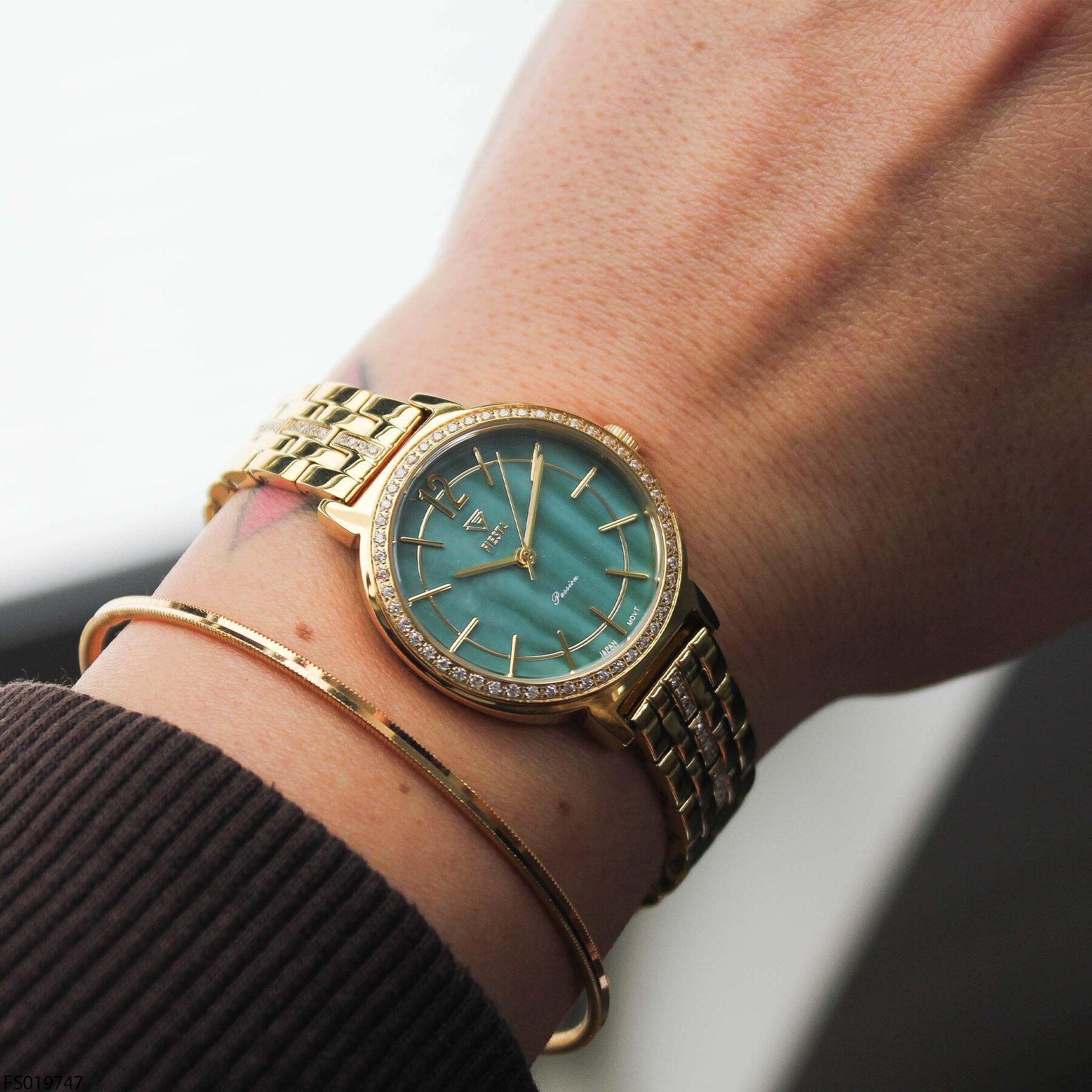 Fiesta FS019747 Çelik Kordonlu Kadın Kol Saati