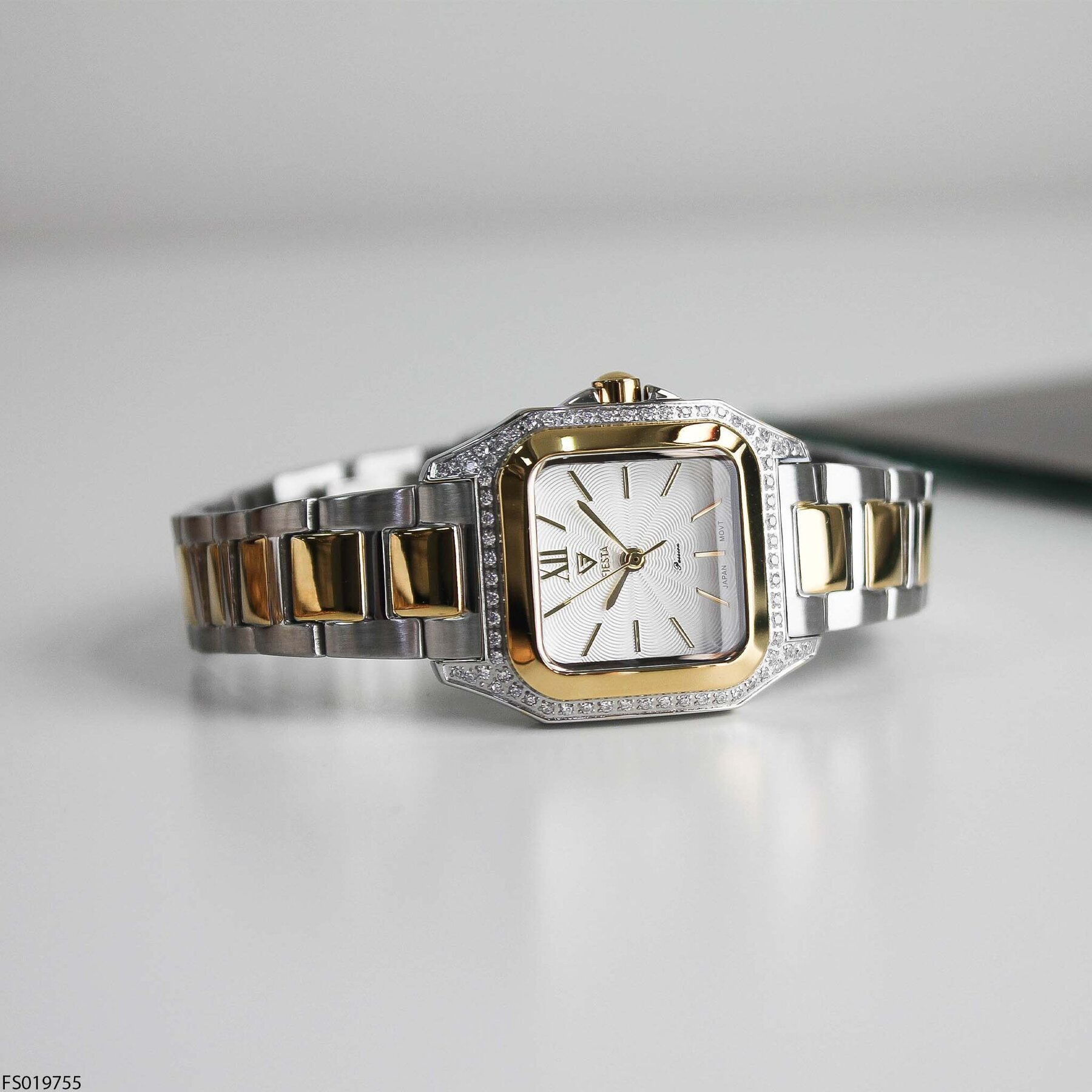 Fiesta FS019755 Çelik Kordonlu Kadın Kol Saati