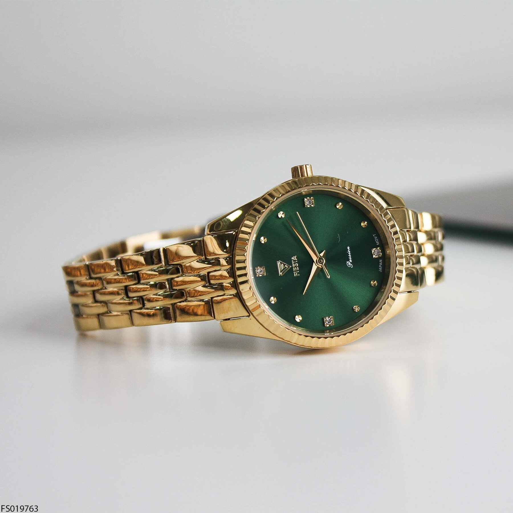 Fiesta FS019763 Çelik Kordonlu Kadın Kol Saati