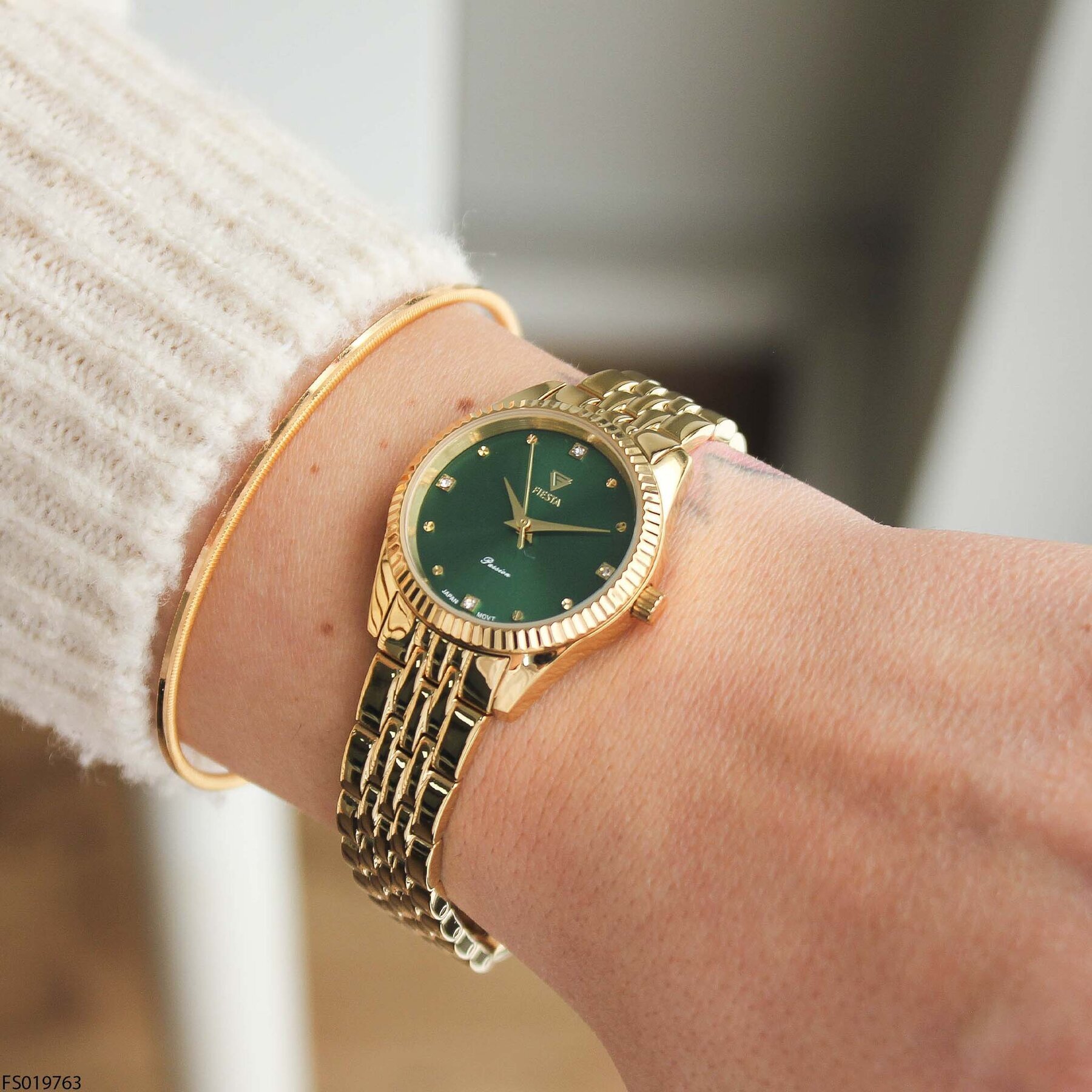 Fiesta FS019763 Çelik Kordonlu Kadın Kol Saati