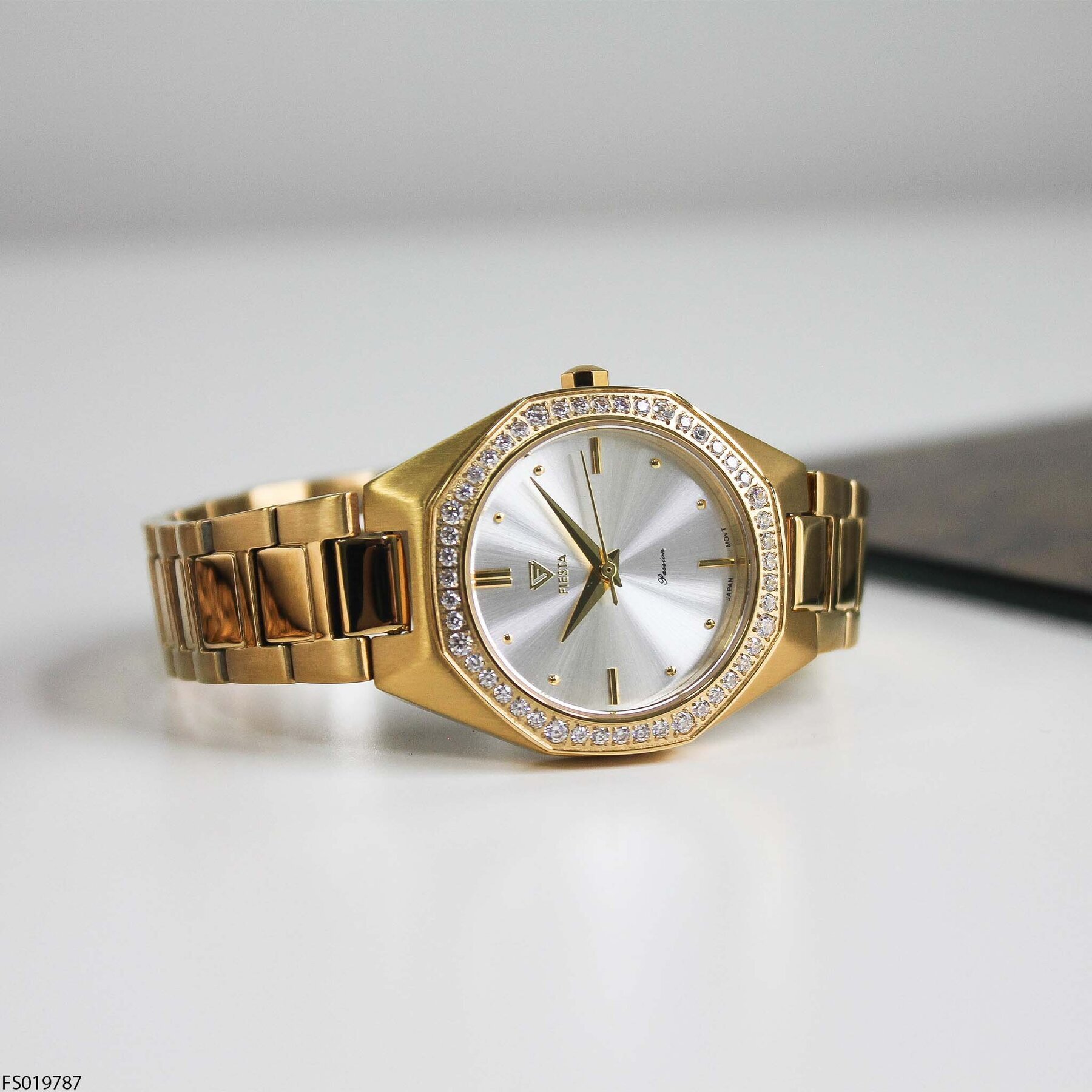 Fiesta FS019787 Çelik Kordonlu Kadın Kol Saati