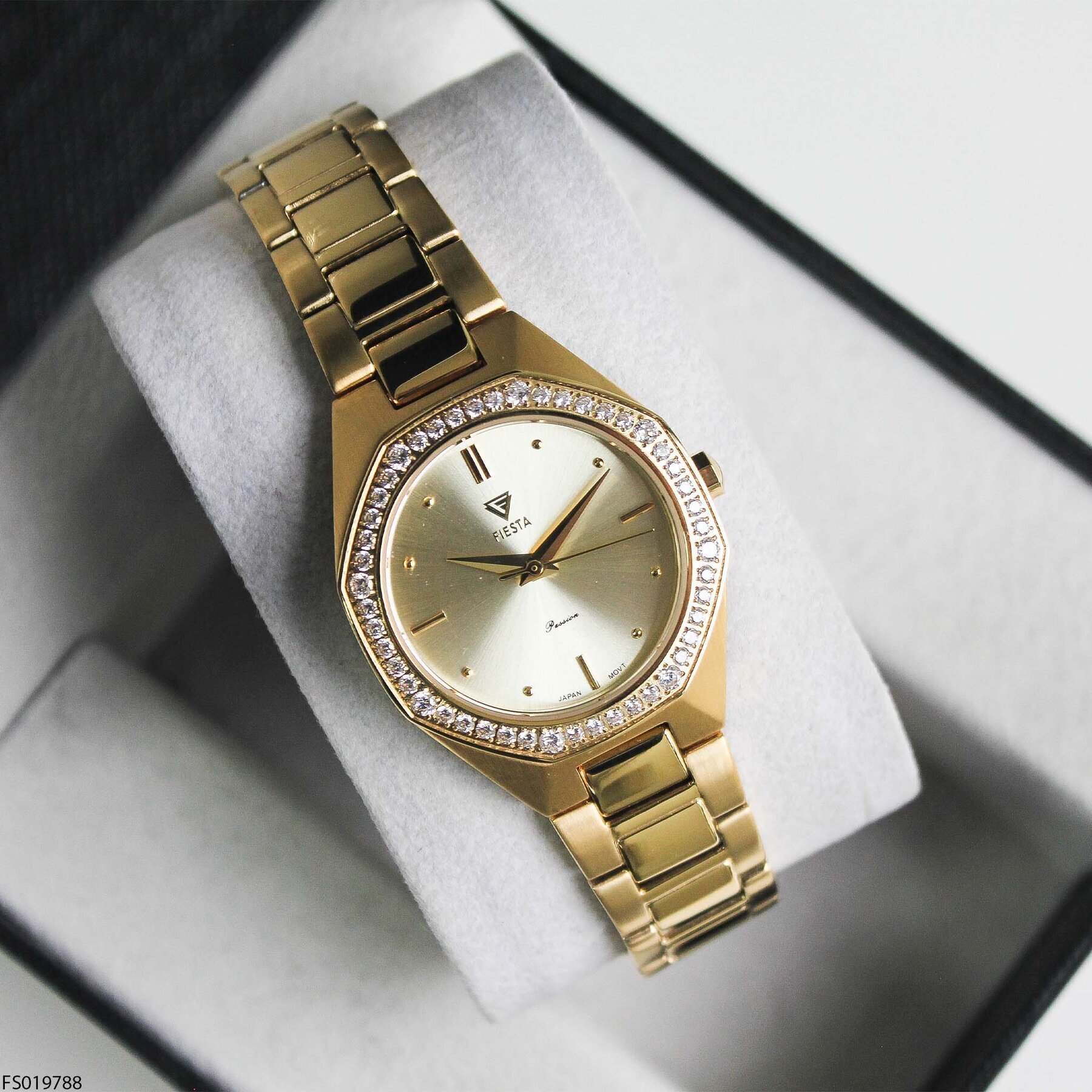 Fiesta FS019788 Çelik Kordonlu Kadın Kol Saati