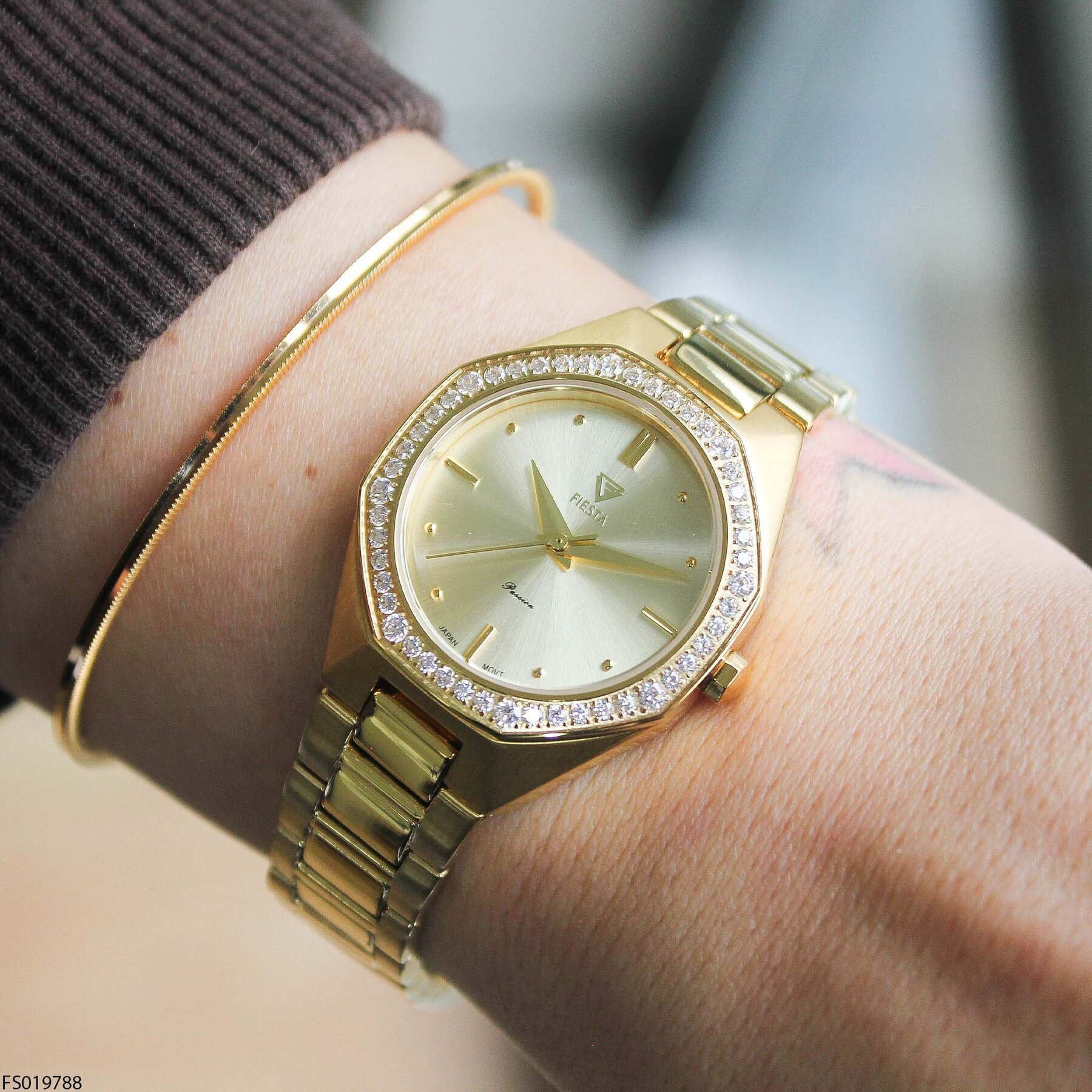 Fiesta FS019788 Çelik Kordonlu Kadın Kol Saati