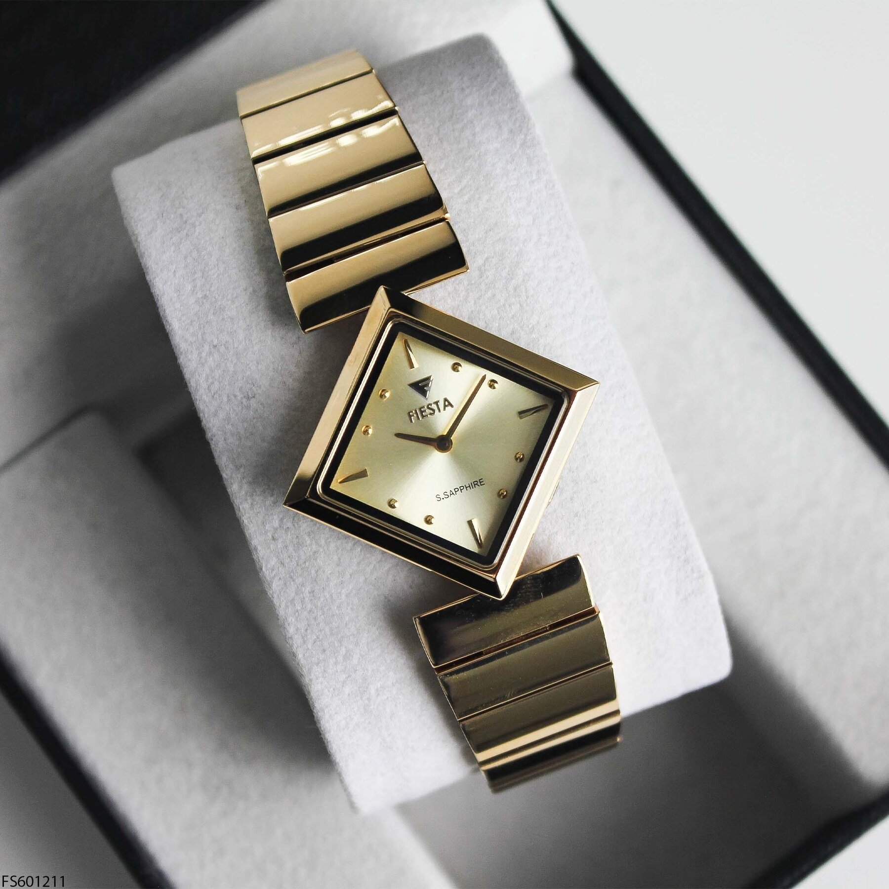 Fiesta FS601211 Çelik Kordonlu Kadın Kol Saati