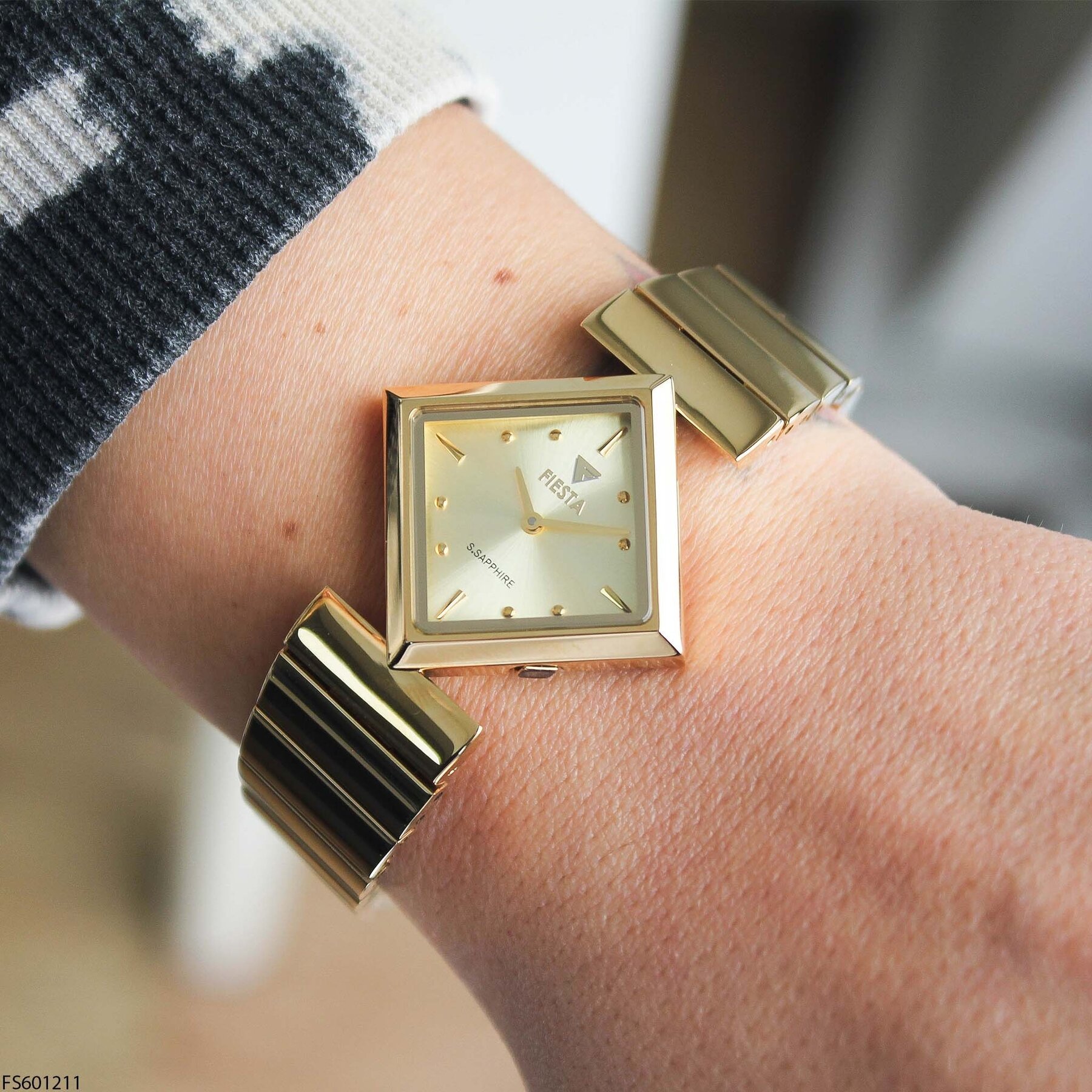 Fiesta FS601211 Çelik Kordonlu Kadın Kol Saati