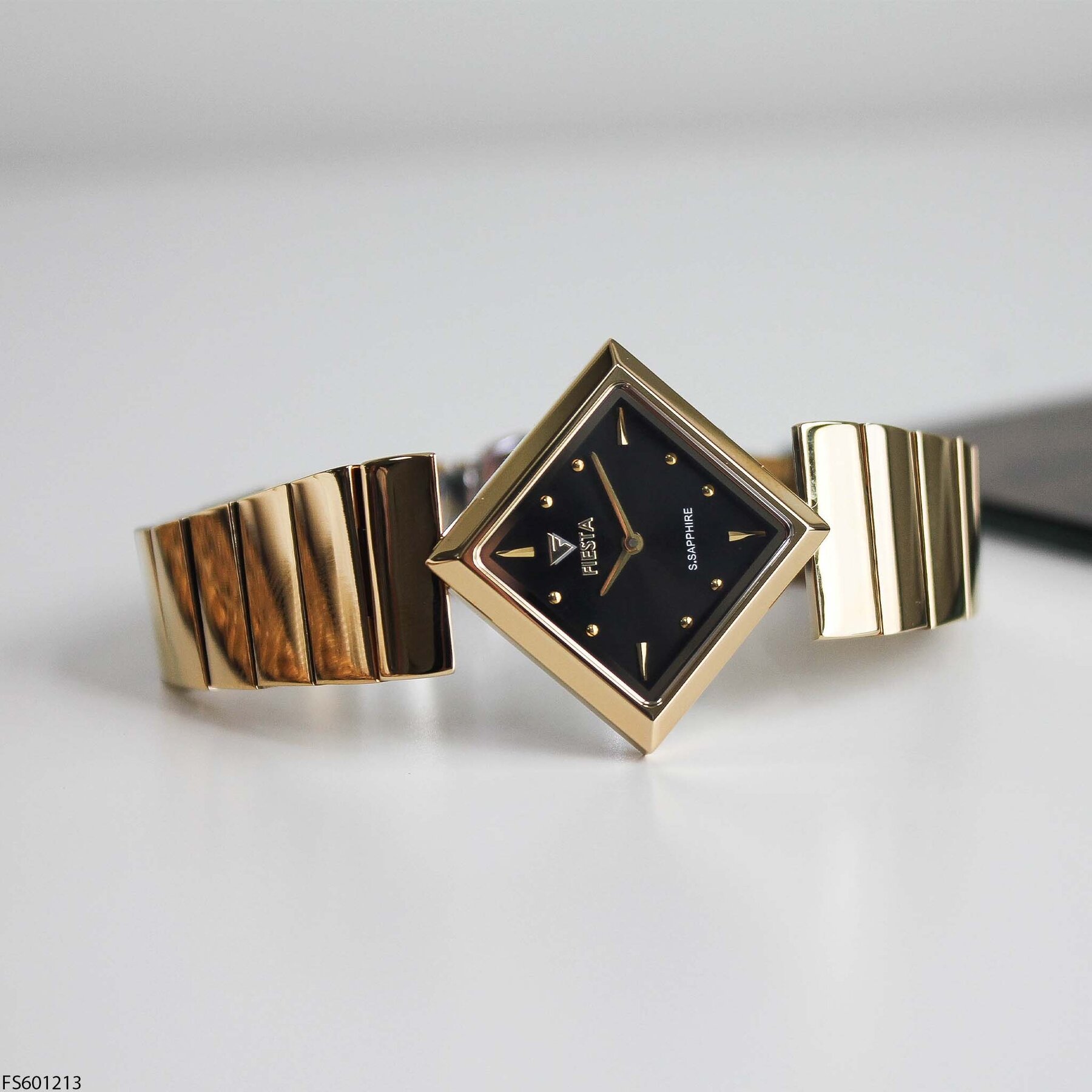 Fiesta FS601213 Çelik Kordonlu Kadın Kol Saati