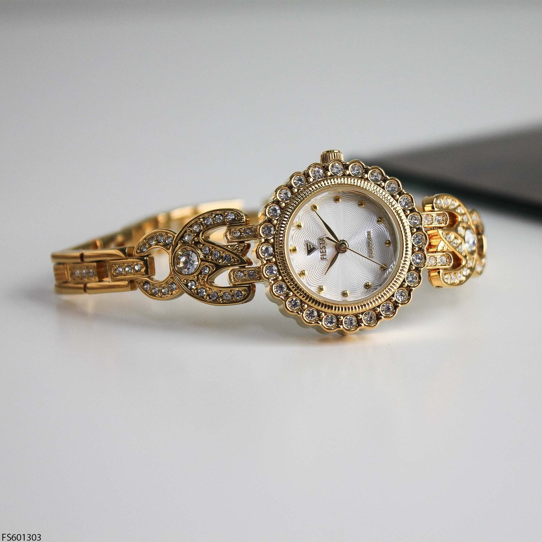 Fiesta FS601303 Çelik Kordonlu Kadın Kol Saati