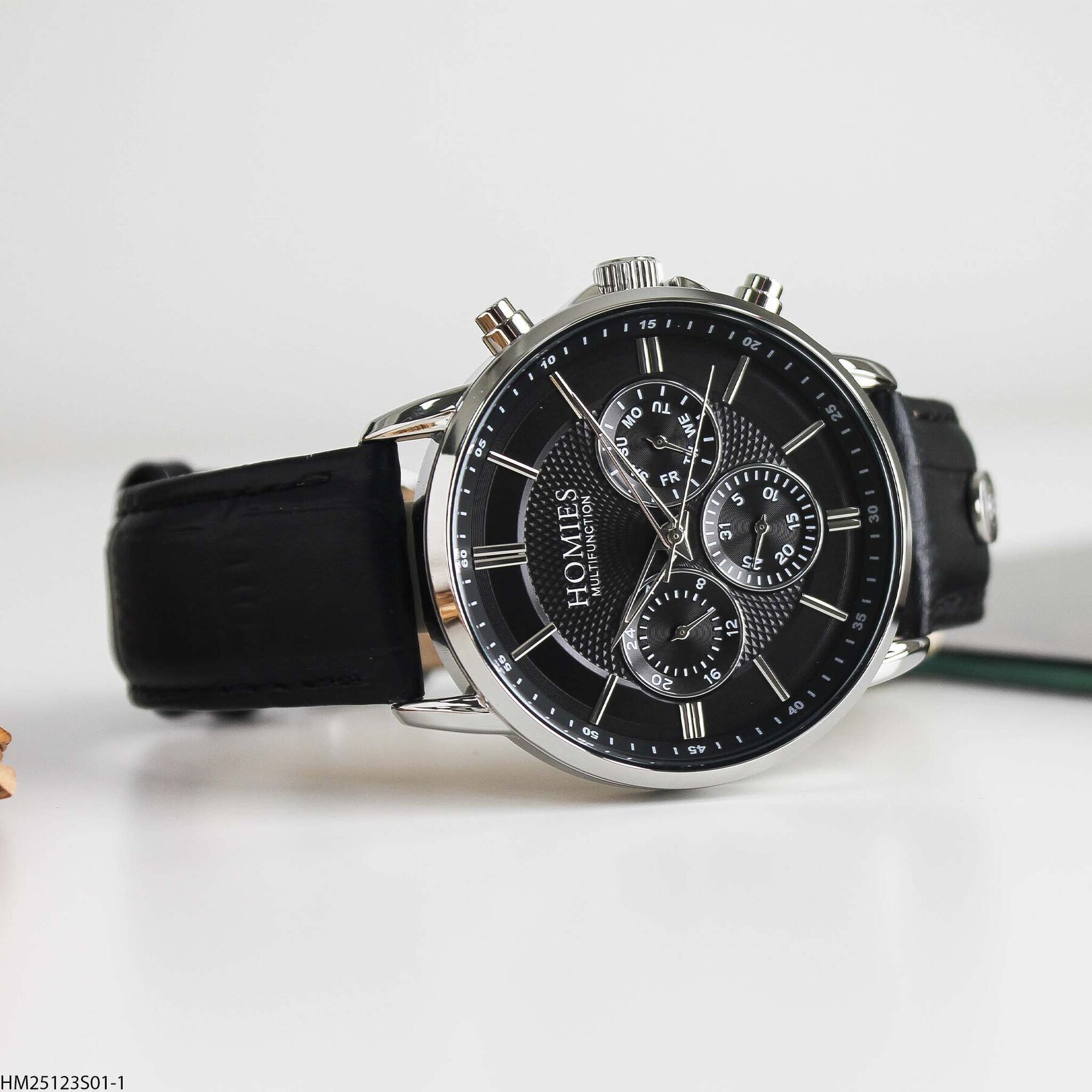 Homies HM25123S01-3 Leather Strap Men Watch