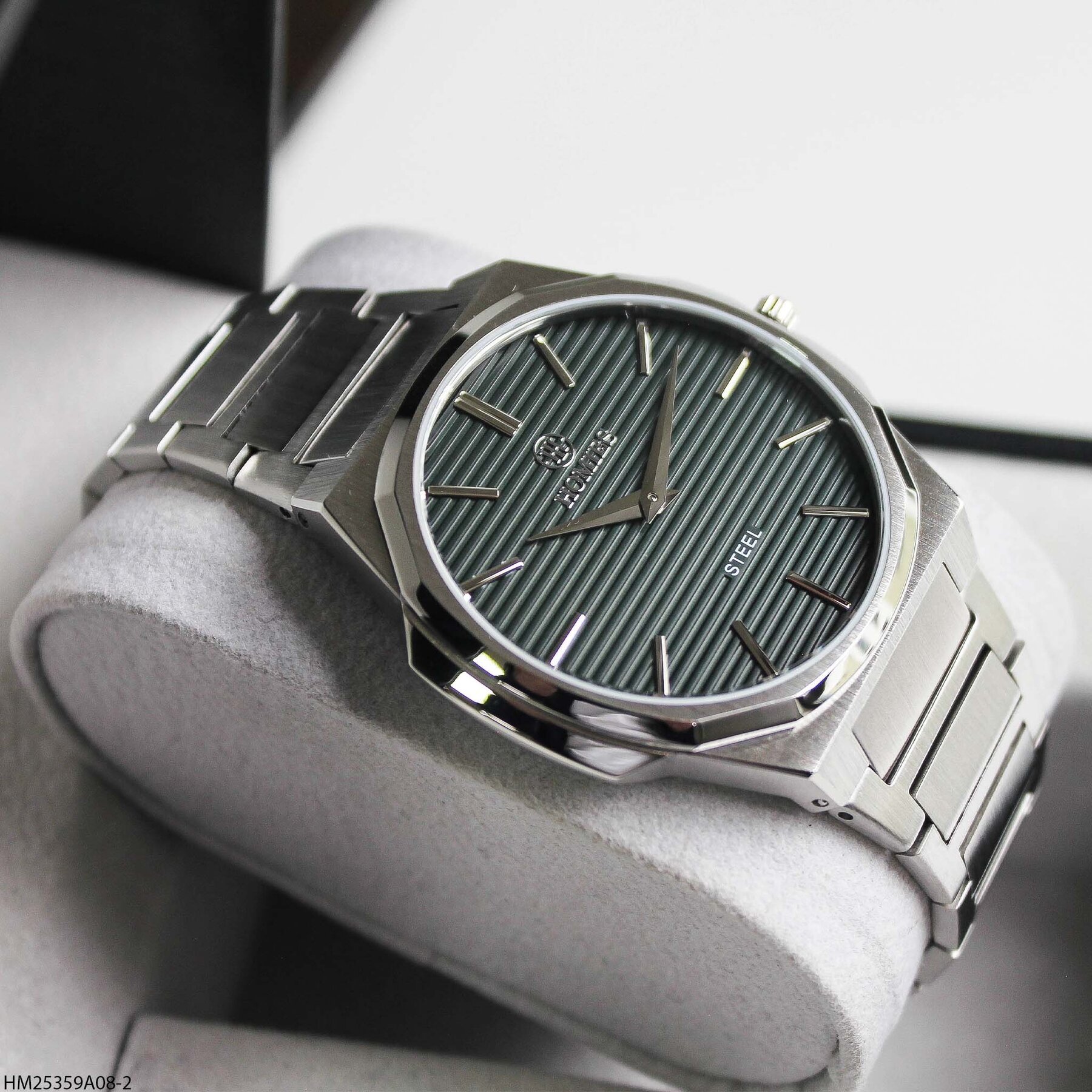 Homies HM26531S01-1 Steel Strap Men Watch