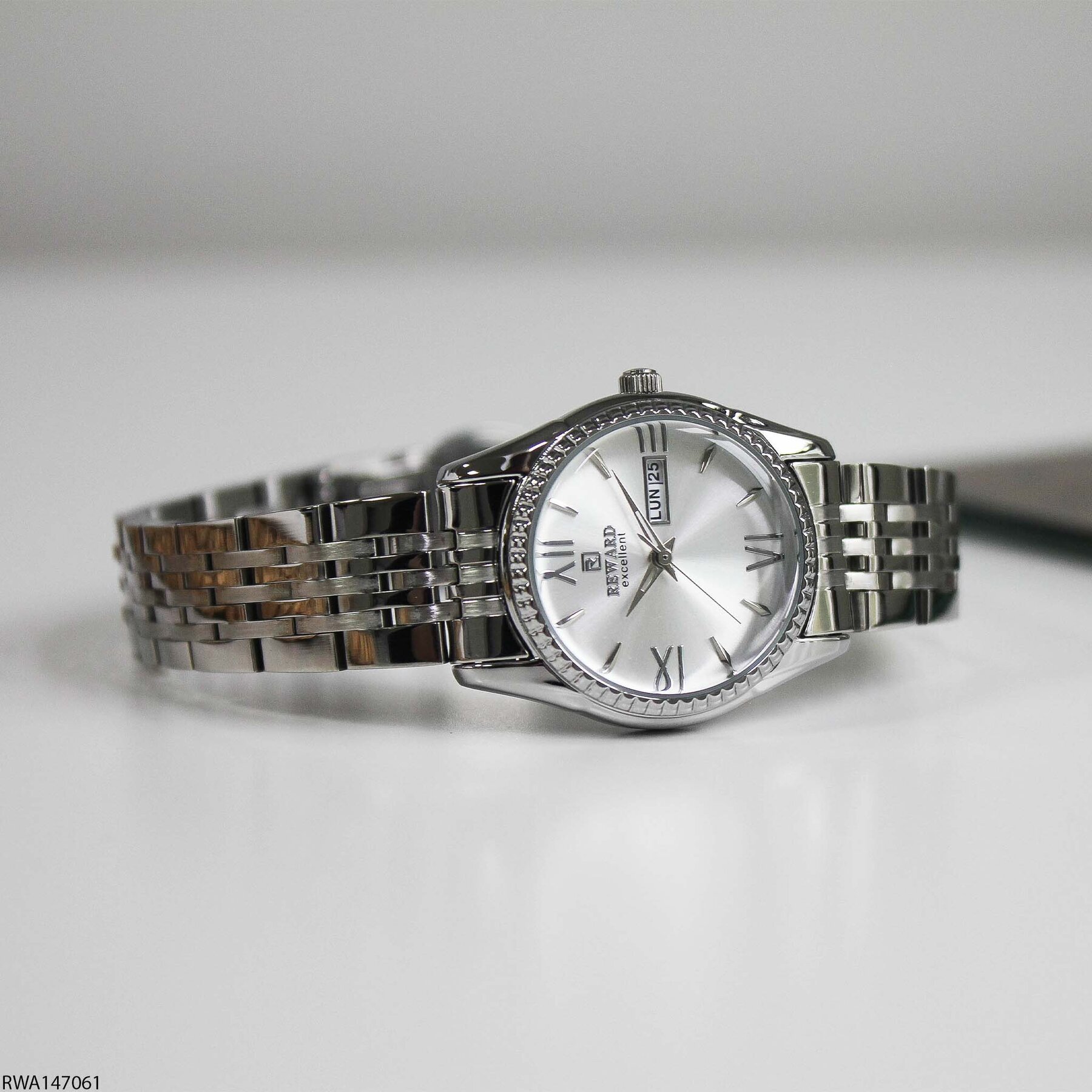 Reward RWA147061 Çelik Kordonlu Kadın Kol Saati