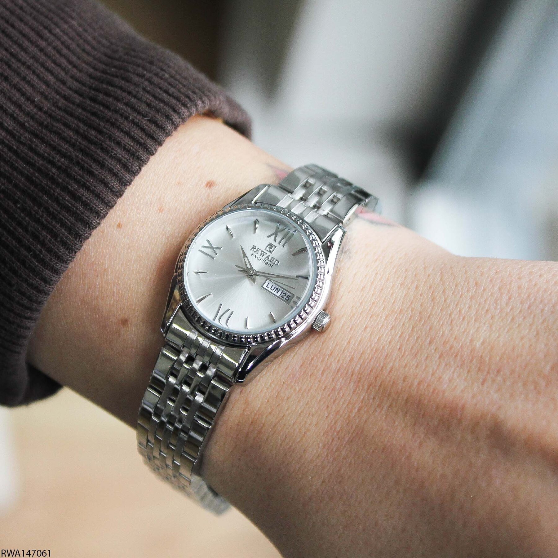 Reward RWA147061 Çelik Kordonlu Kadın Kol Saati