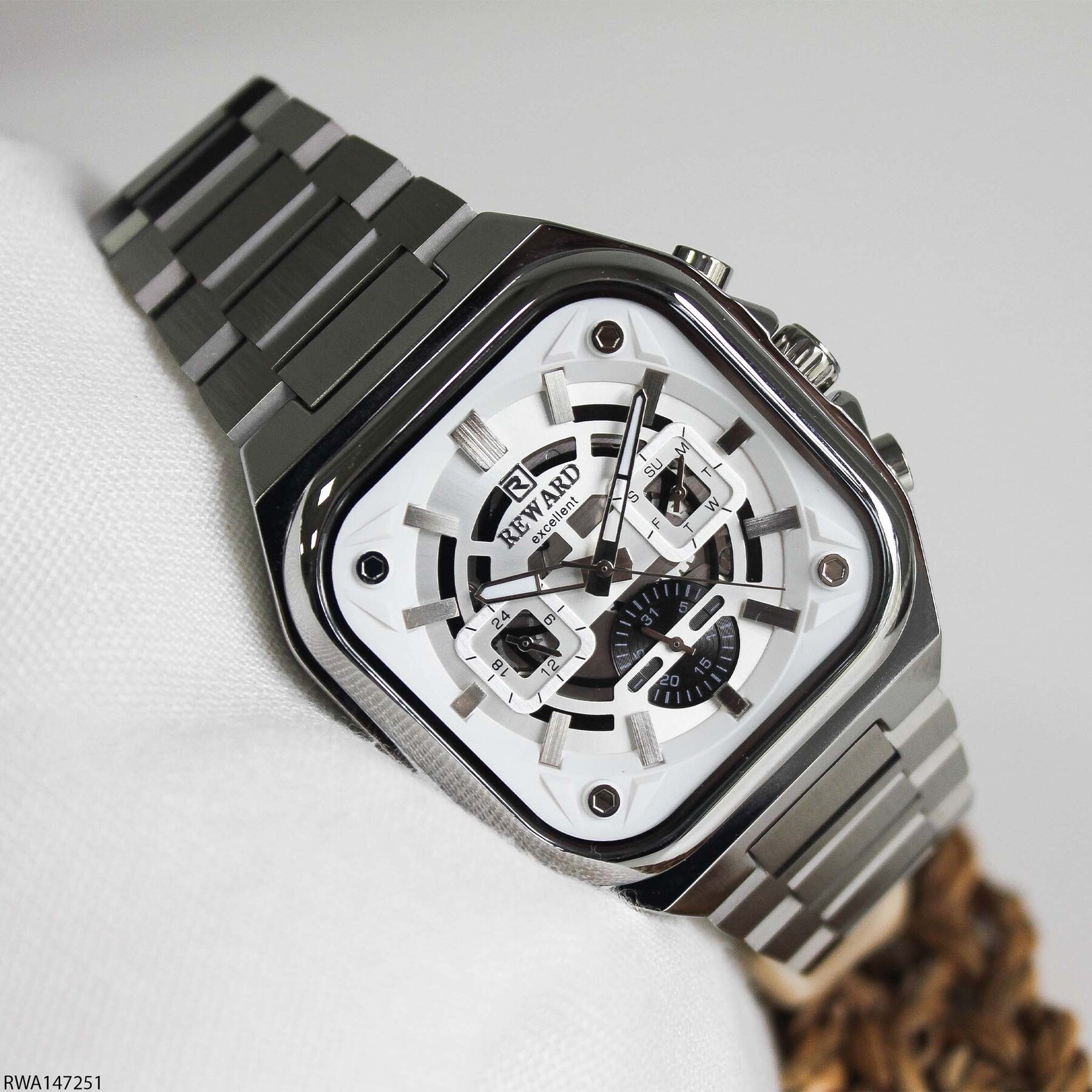 Reward RWA147154 Steel Strap Men Watch