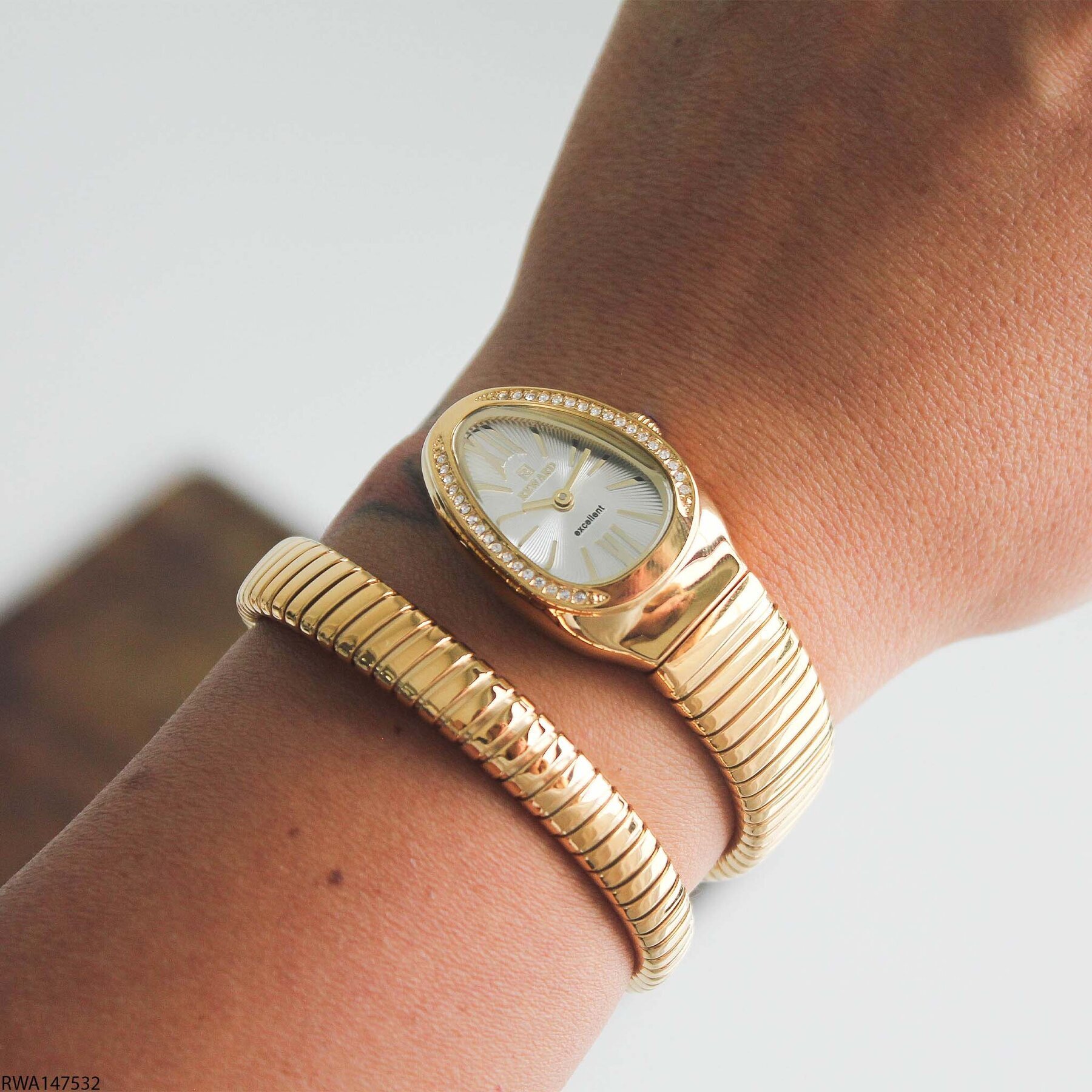 Reward RWA147532 Çelik Kordonlu Kadın Kol Saati