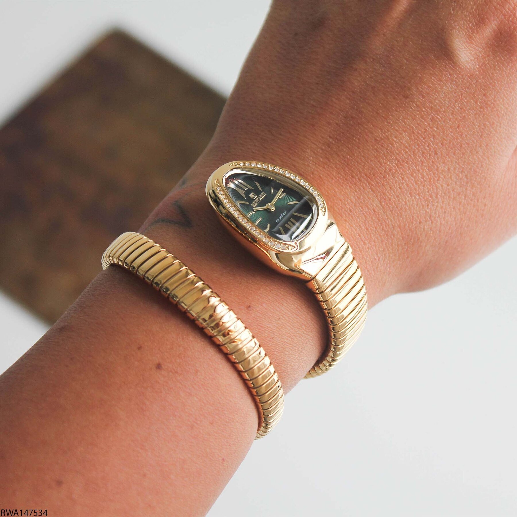 Reward RWA147534 Çelik Kordonlu Kadın Kol Saati