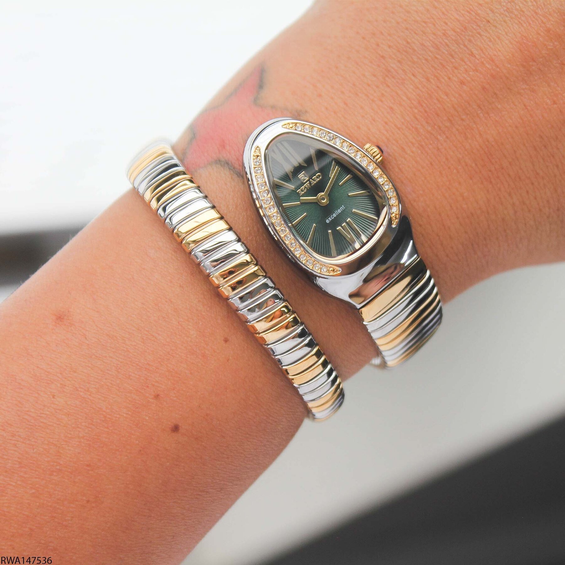 Reward RWA147536 Çelik Kordonlu Kadın Kol Saati