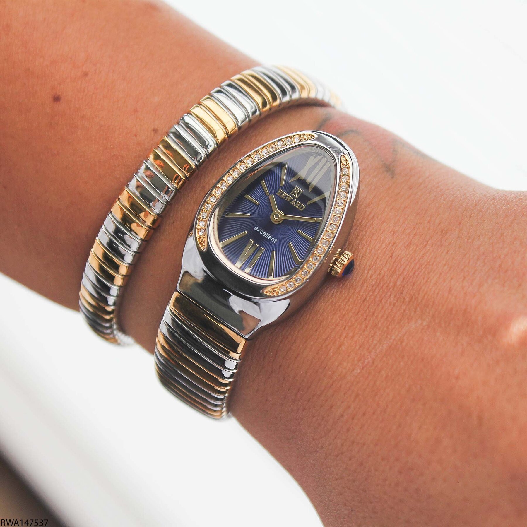 Reward RWA147537 Çelik Kordonlu Kadın Kol Saati