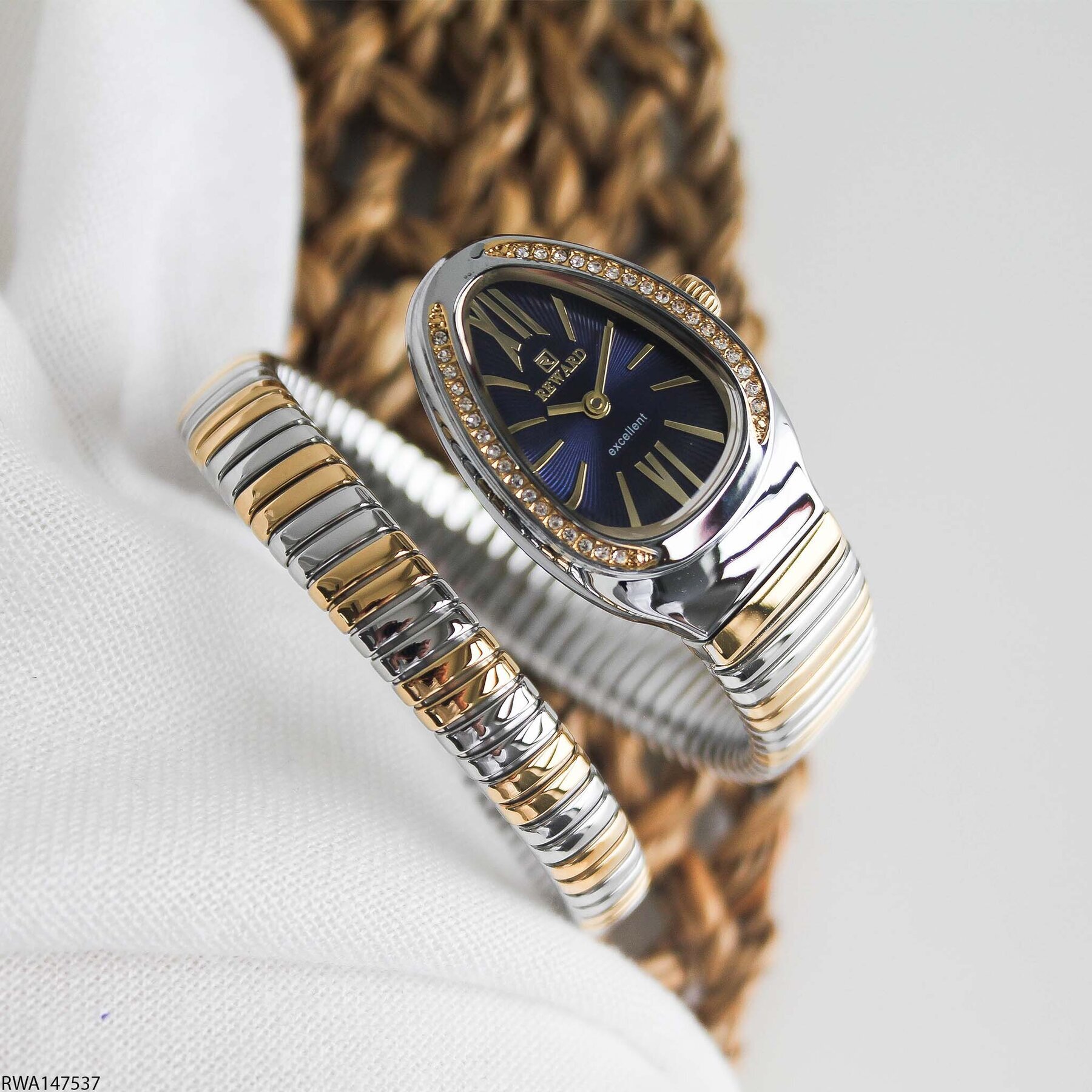 Reward RWA147537 Çelik Kordonlu Kadın Kol Saati