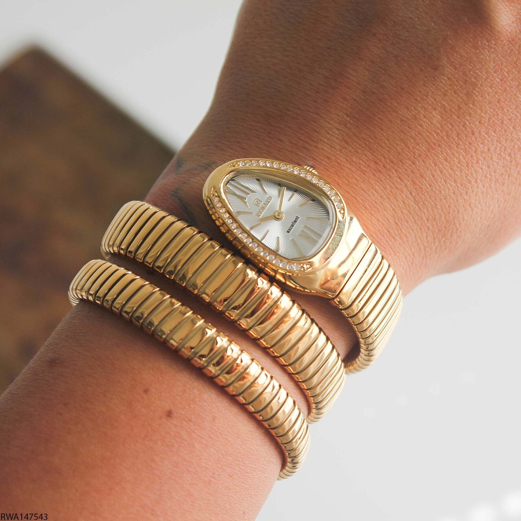 Reward RWA147543 Çelik Kordonlu Kadın Kol Saati