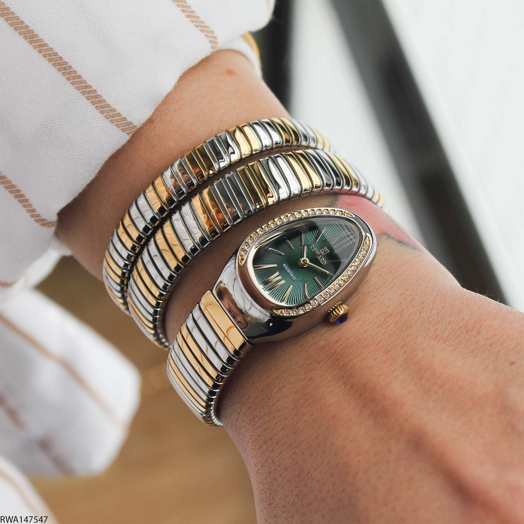 Reward RWA146964 Steel Strap Women Watch