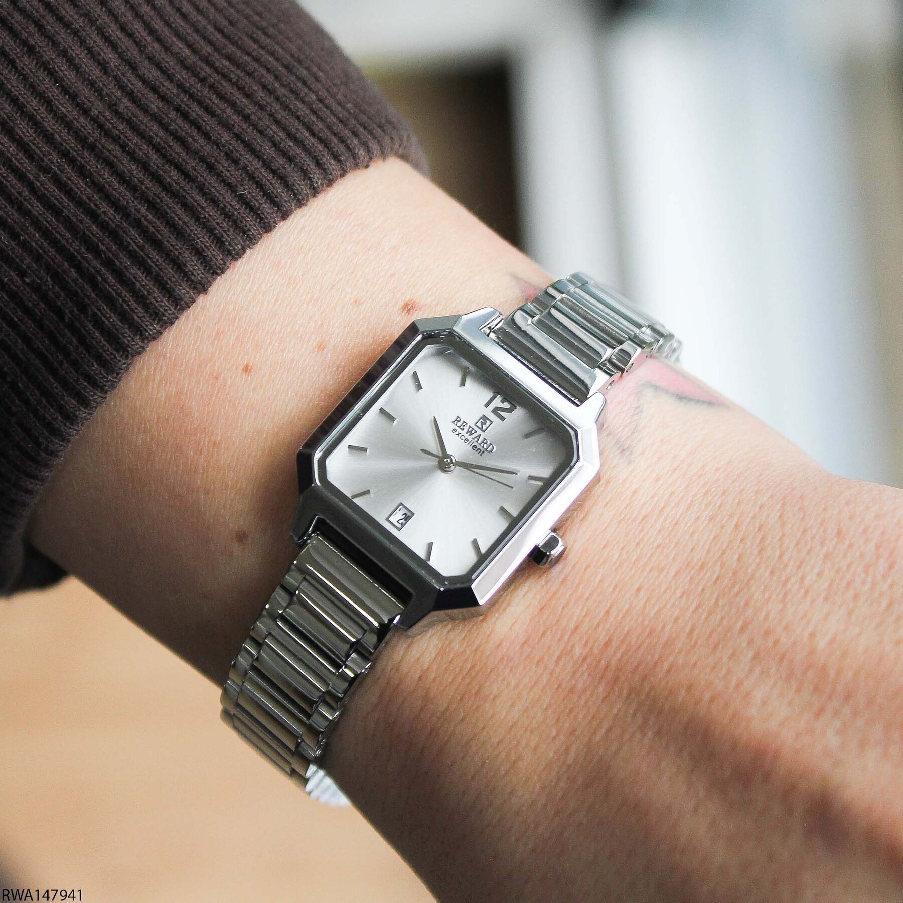 Reward RWA147941 Çelik Kordonlu Kadın Kol Saati