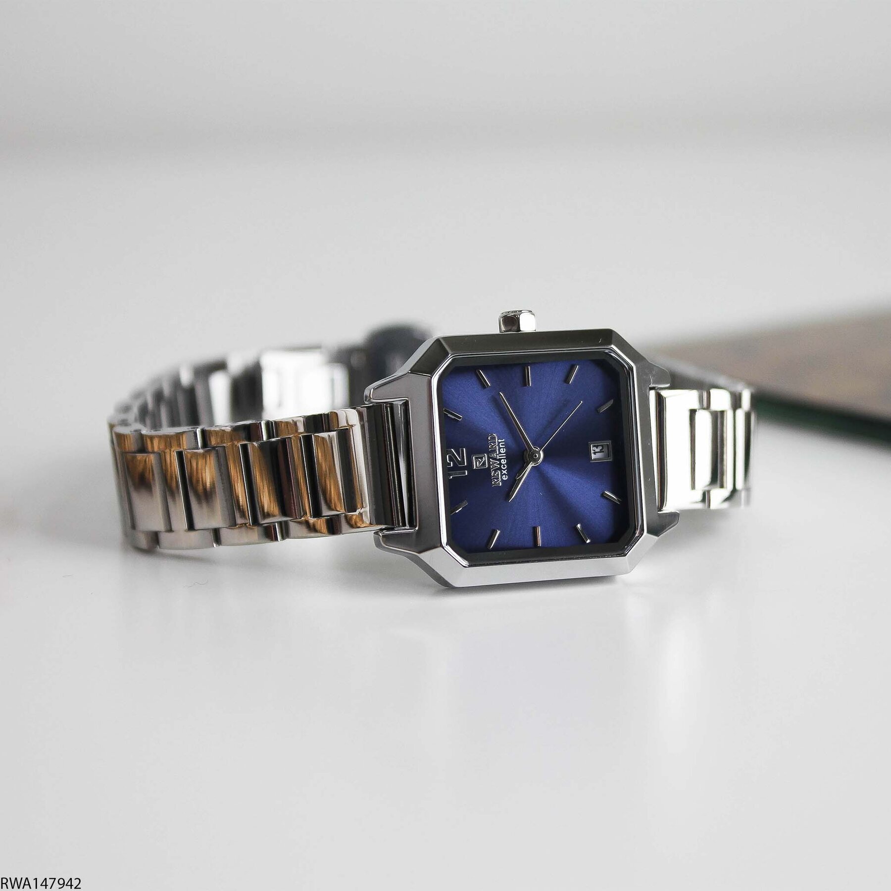 Reward RWA146964 Steel Strap Women Watch