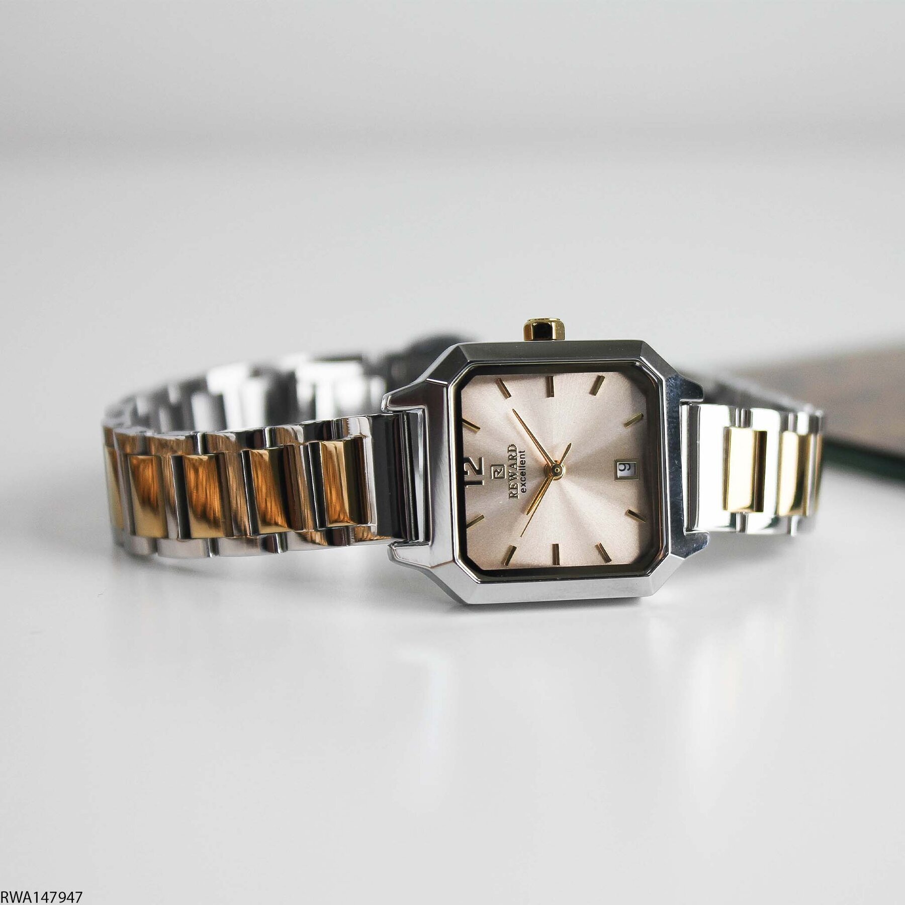 Reward RWA147947 Çelik Kordonlu Kadın Kol Saati