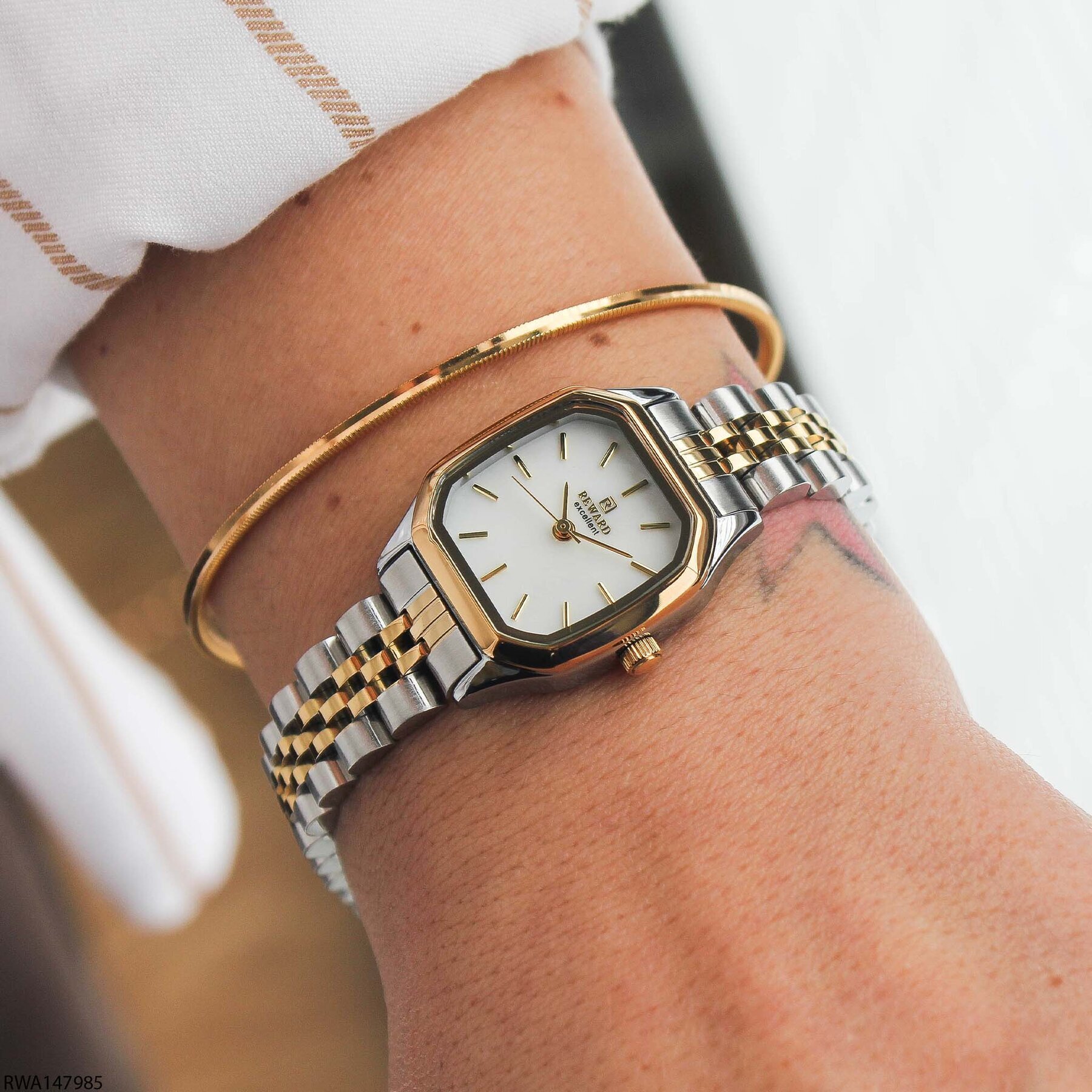 Reward RWA146964 Steel Strap Women Watch