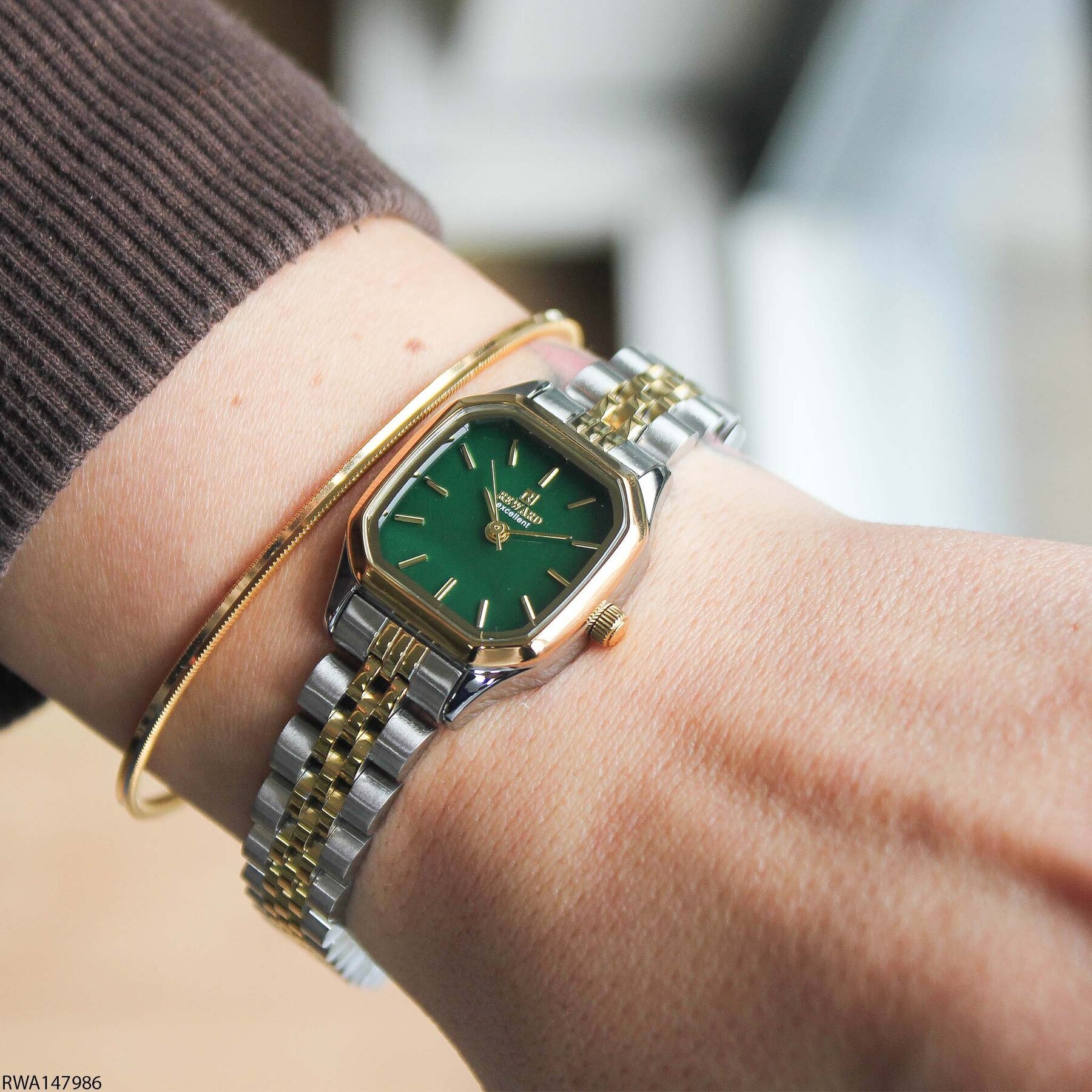 Reward RWA147986 Çelik Kordonlu Kadın Kol Saati