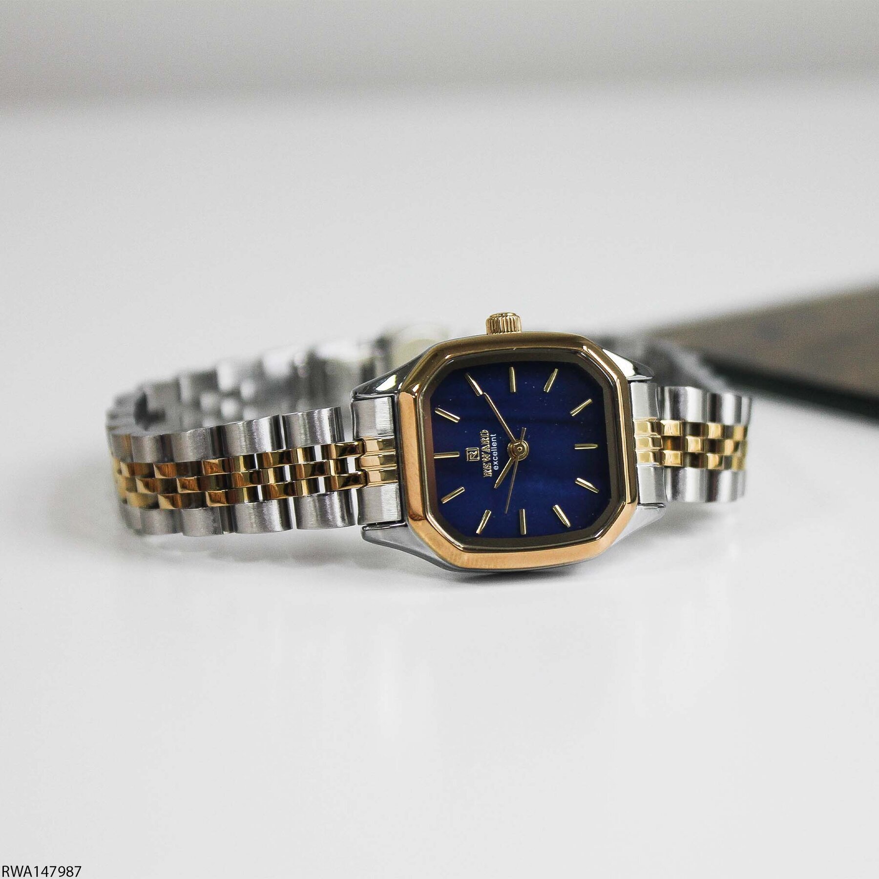 Reward RWA147987 Çelik Kordonlu Kadın Kol Saati