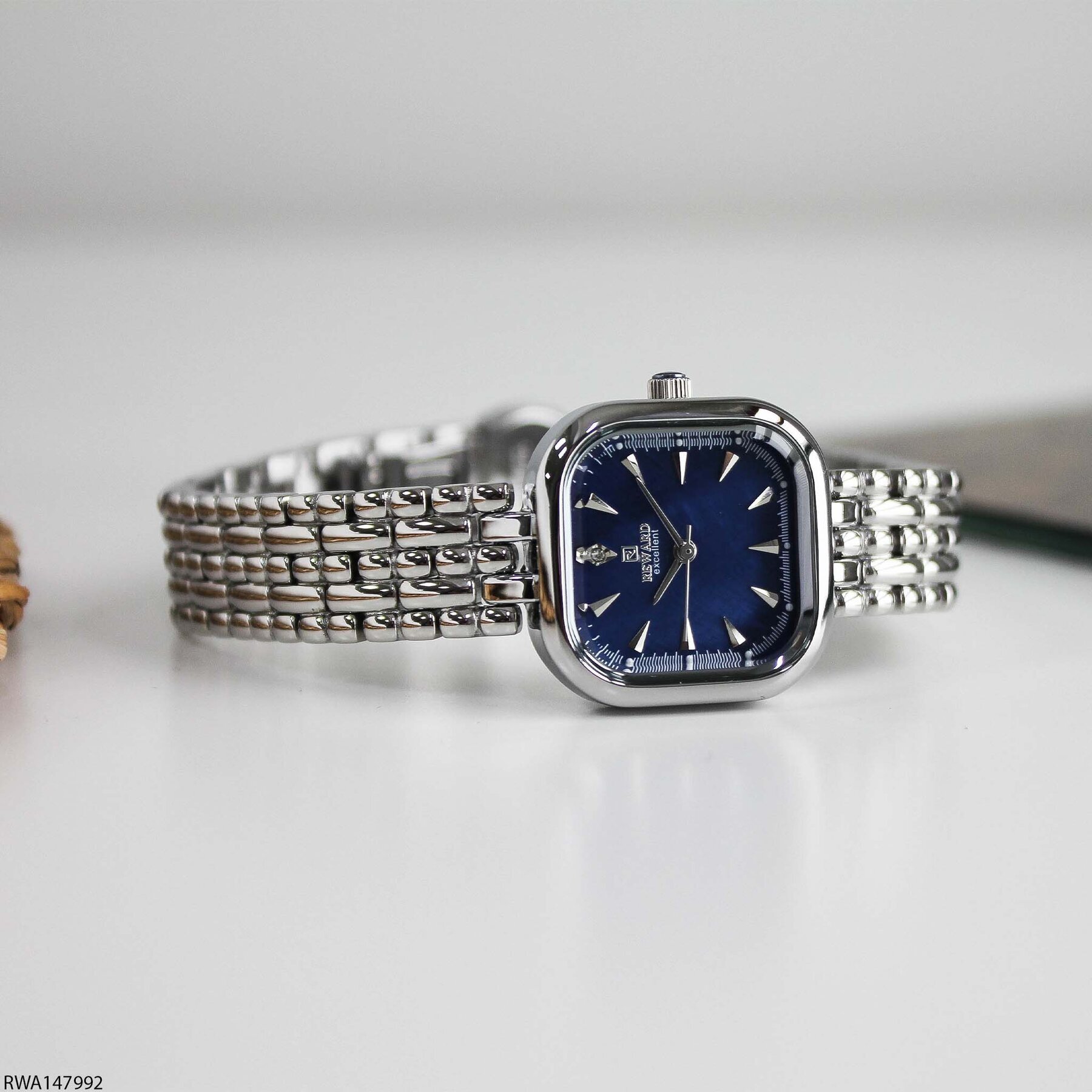 Reward RWA147992 Çelik Kordonlu Kadın Kol Saati