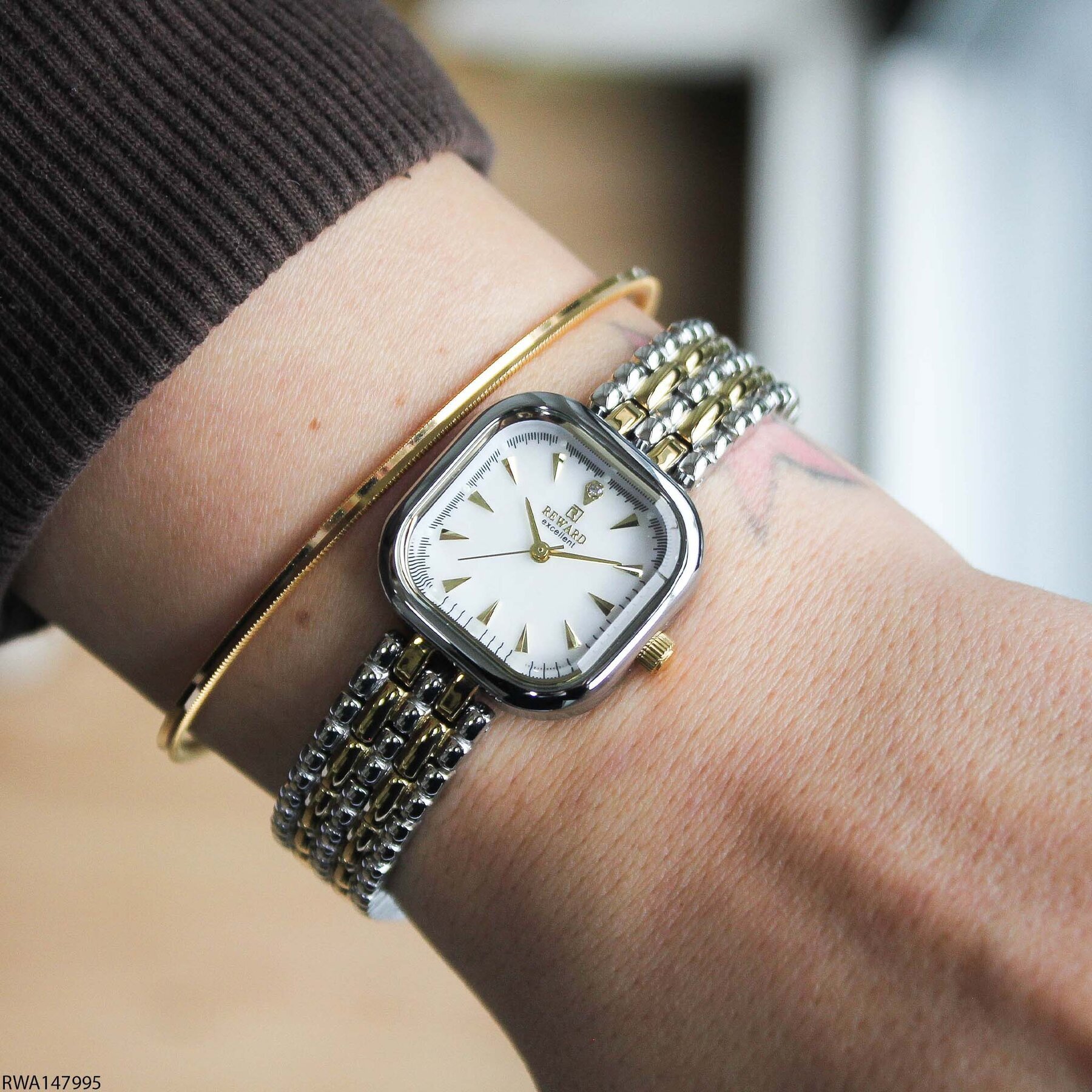 Reward RWA147995 Çelik Kordonlu Kadın Kol Saati