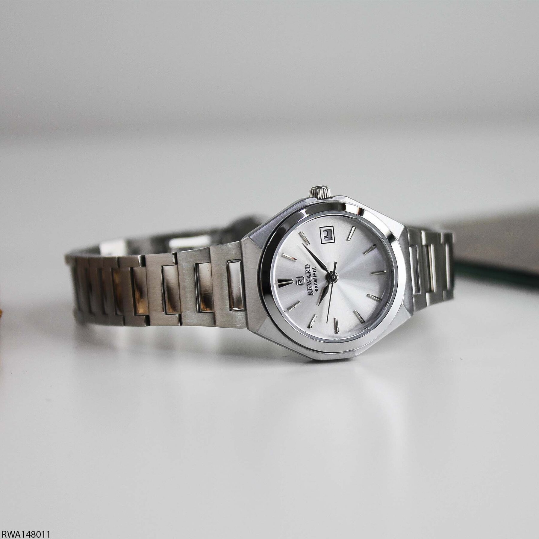 Reward RWA148011 Çelik Kordonlu Kadın Kol Saati