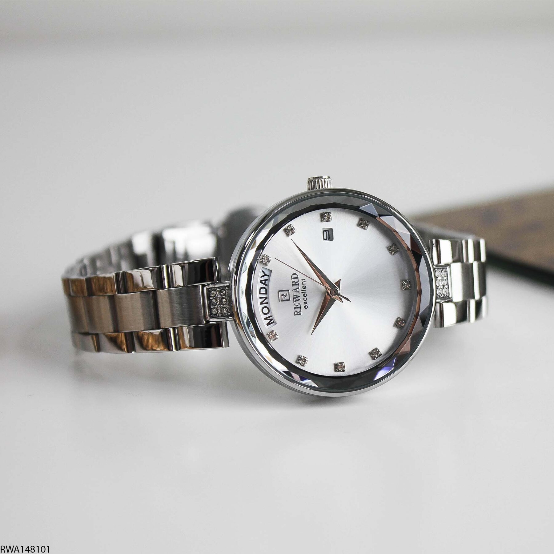 Reward RWA148101 Çelik Kordonlu Kadın Kol Saati