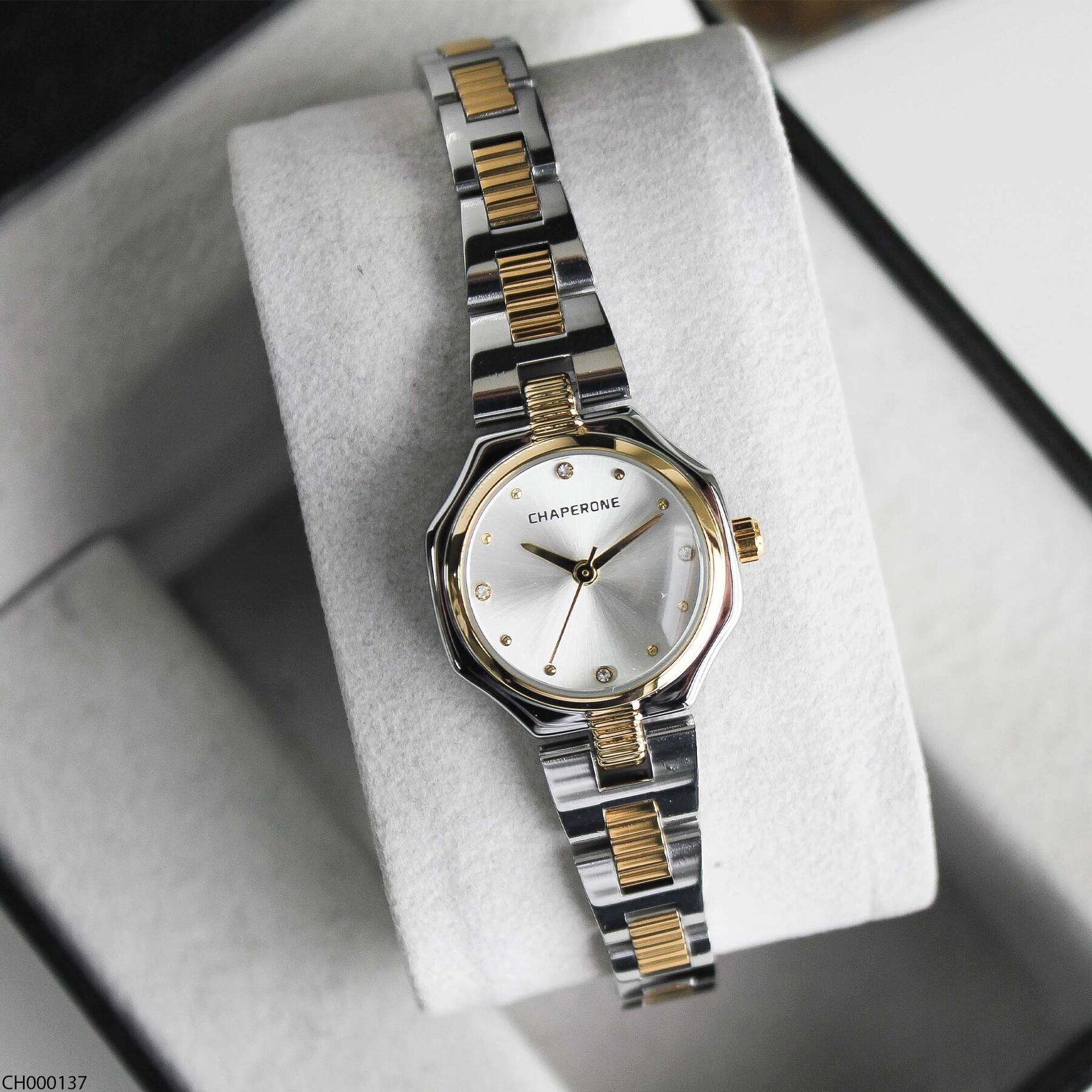 Chaperone CH000137 Çelik Kordonlu Kadın Kol Saati