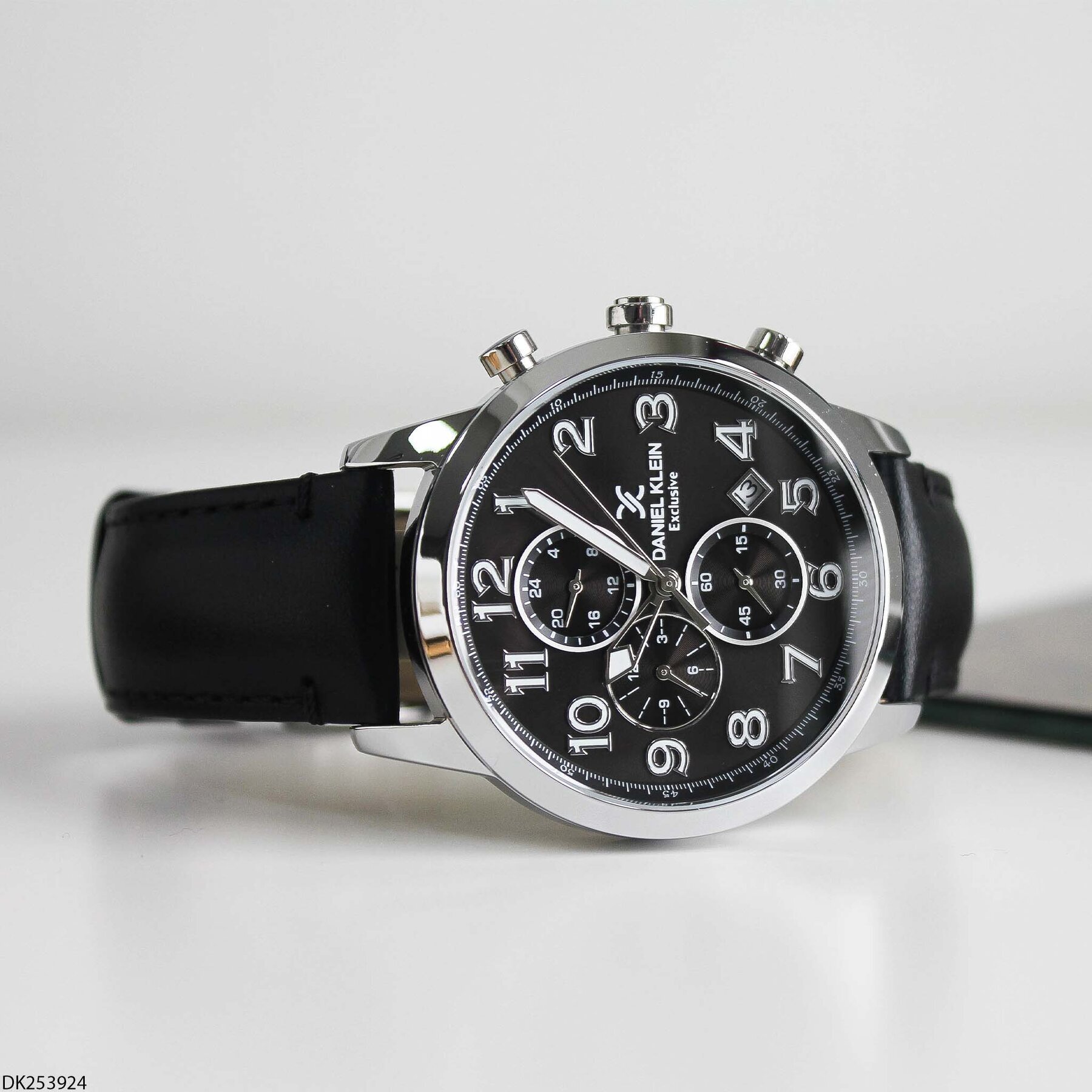 Daniel Klein DK253924 Deri Kordonlu Erkek Kol Saati