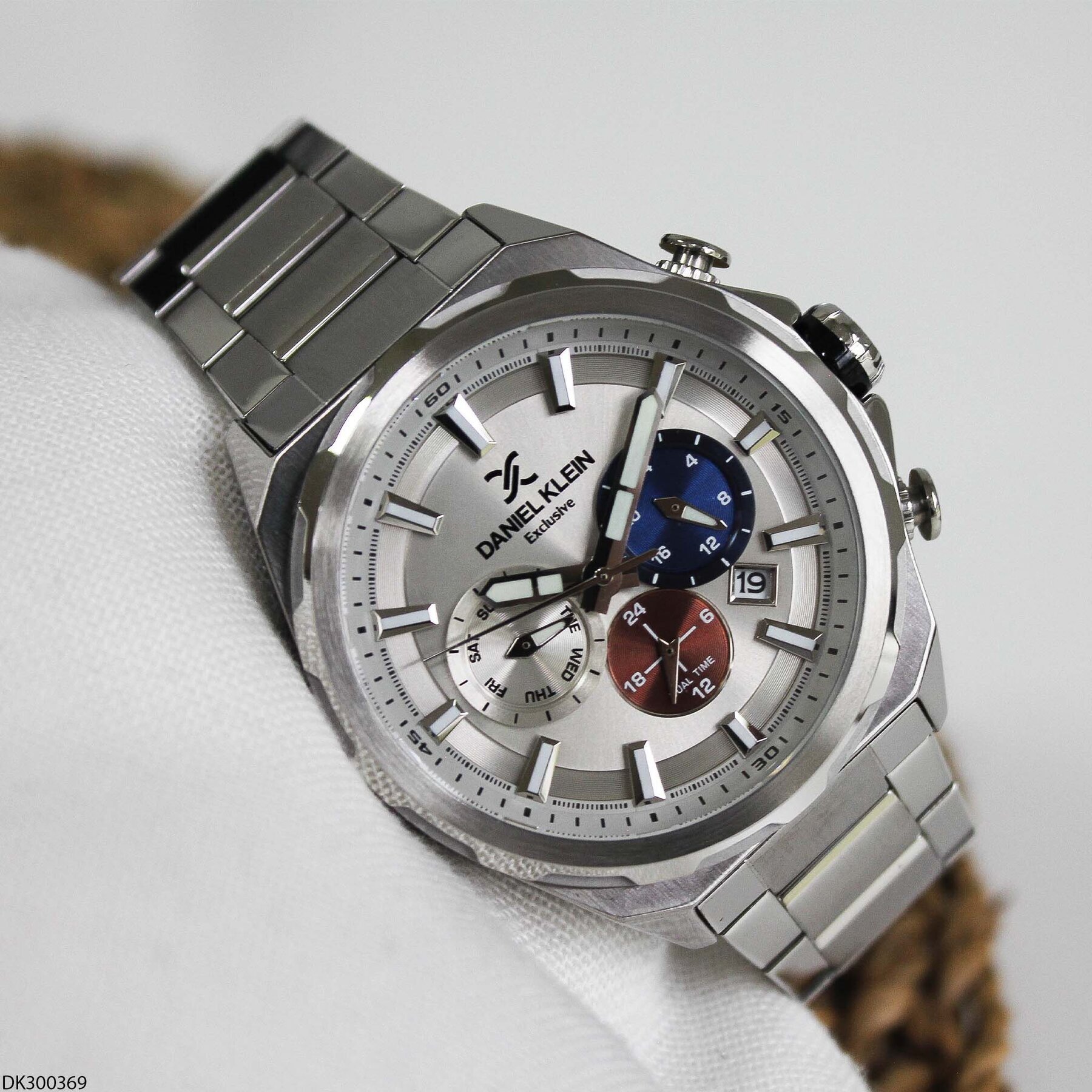 Daniel Klein DK300369 Çelik Kordonlu Erkek Kol Saati