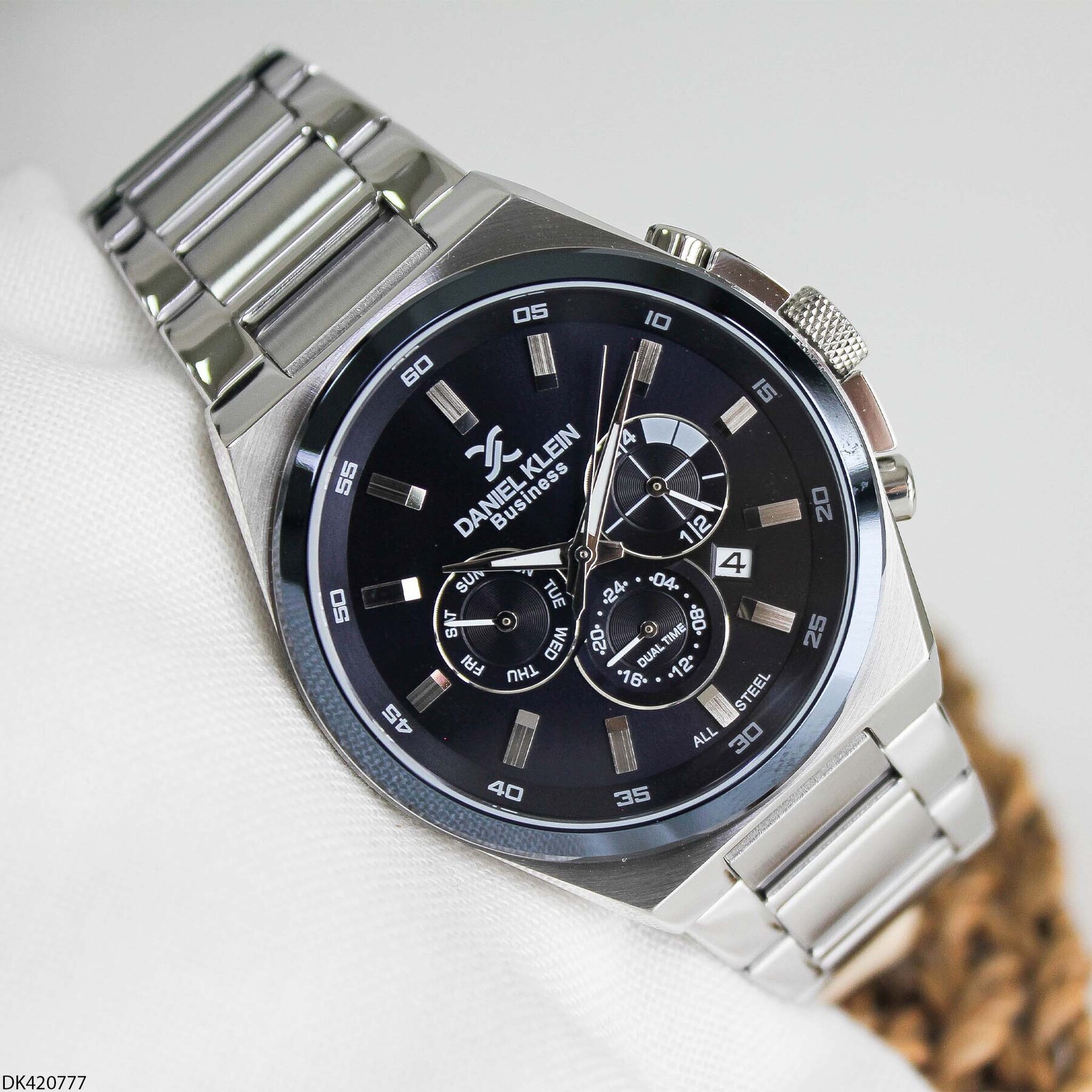 Daniel Klein DK420777 Çelik Kordonlu Erkek Kol Saati