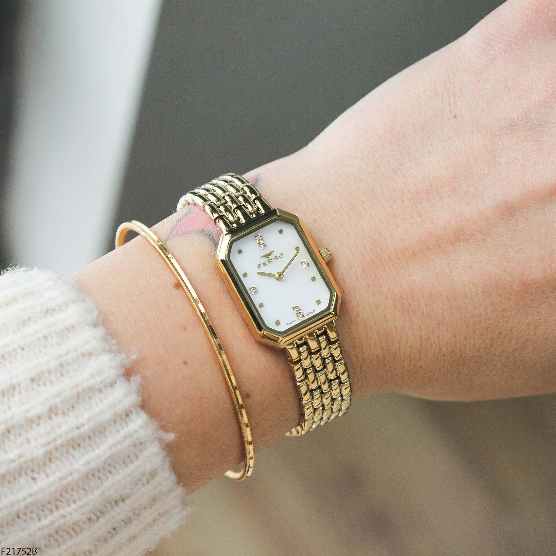 Ferro F21752B Çelik Kordonlu Kadın Kol Saati