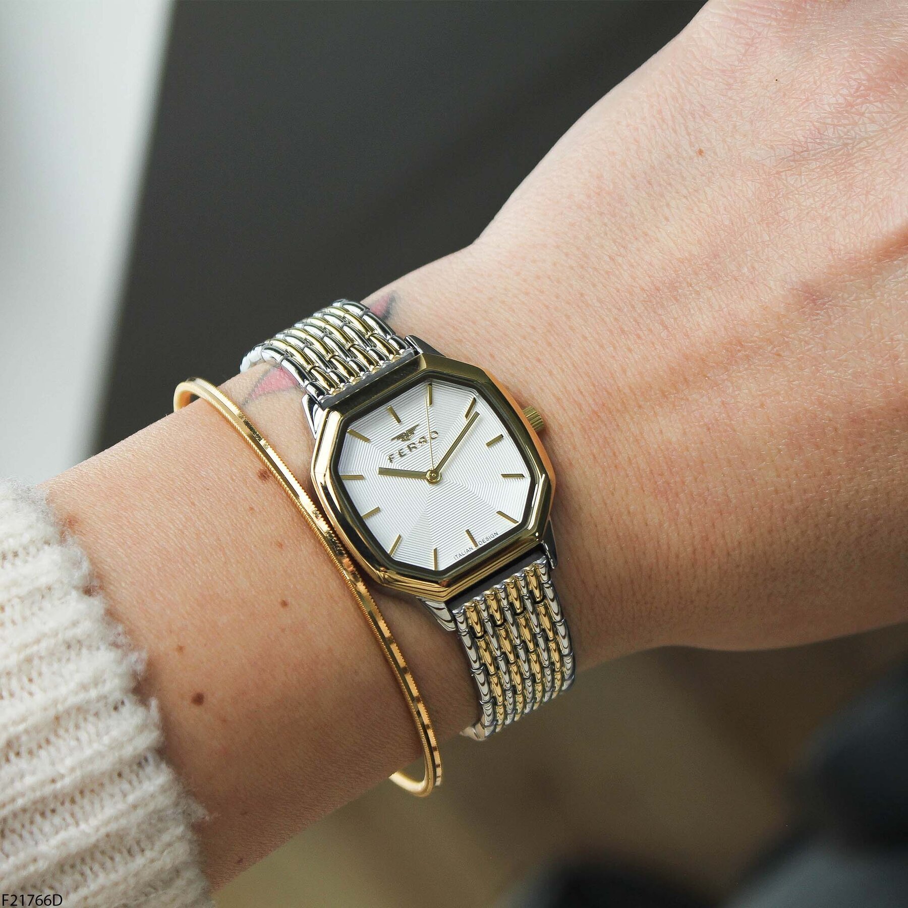 Ferro F21766D Çelik Kordonlu Kadın Kol Saati