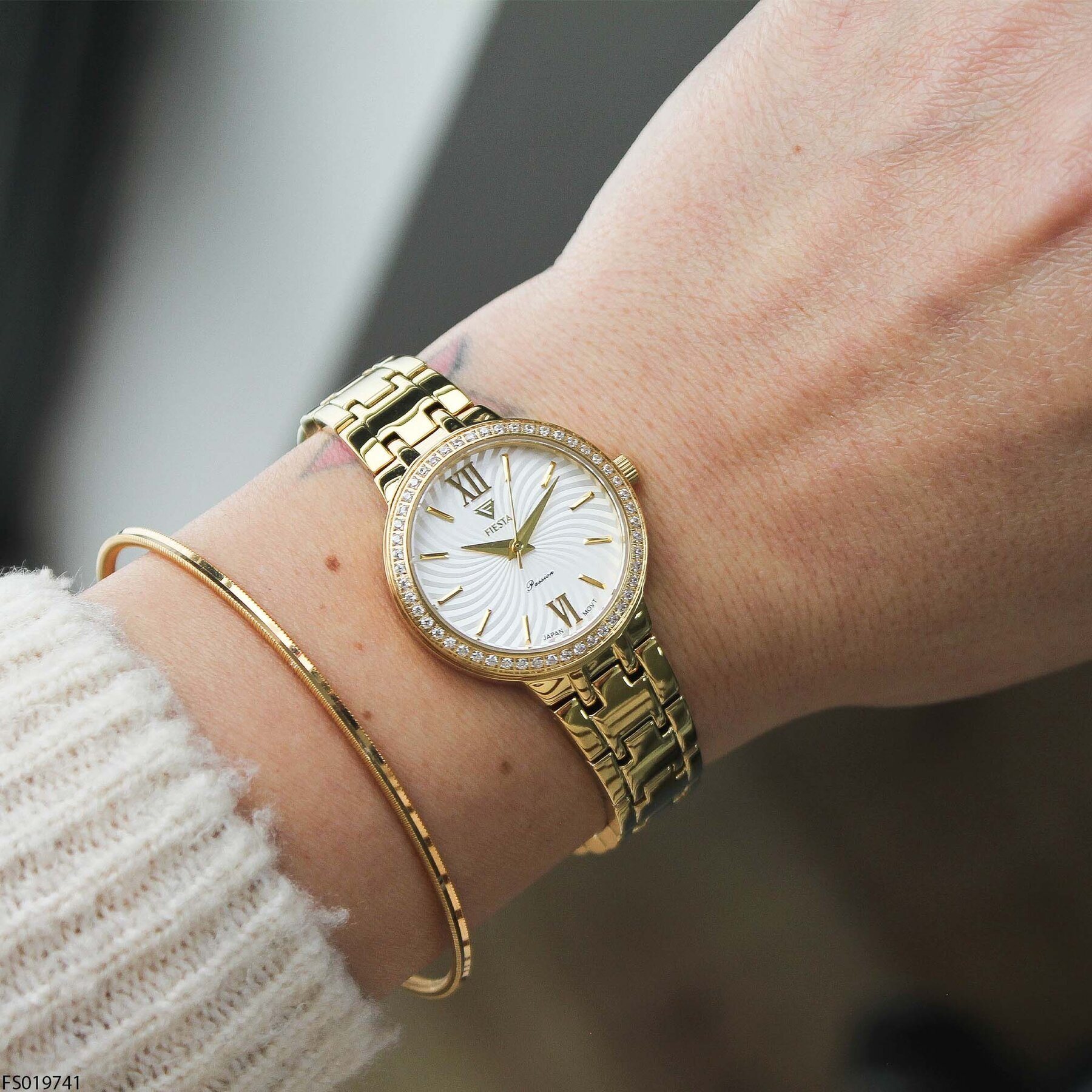 Fiesta FS019741 Çelik Kordonlu Kadın Kol Saati