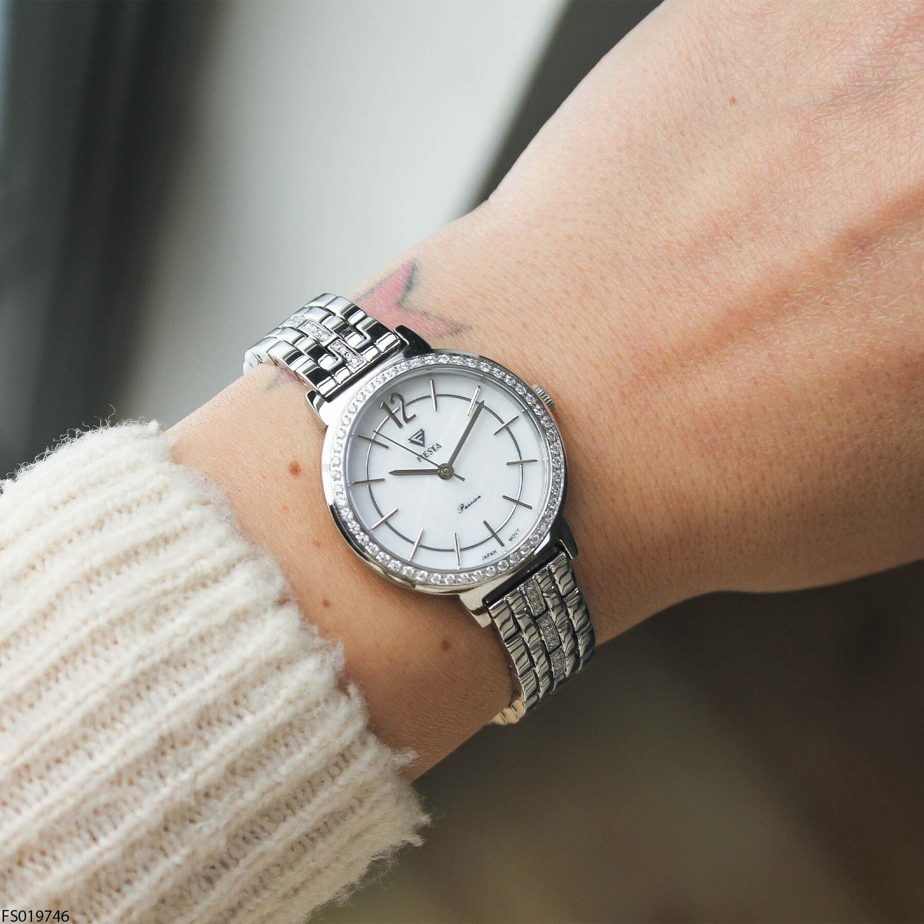 Fiesta FS019746 Çelik Kordonlu Kadın Kol Saati