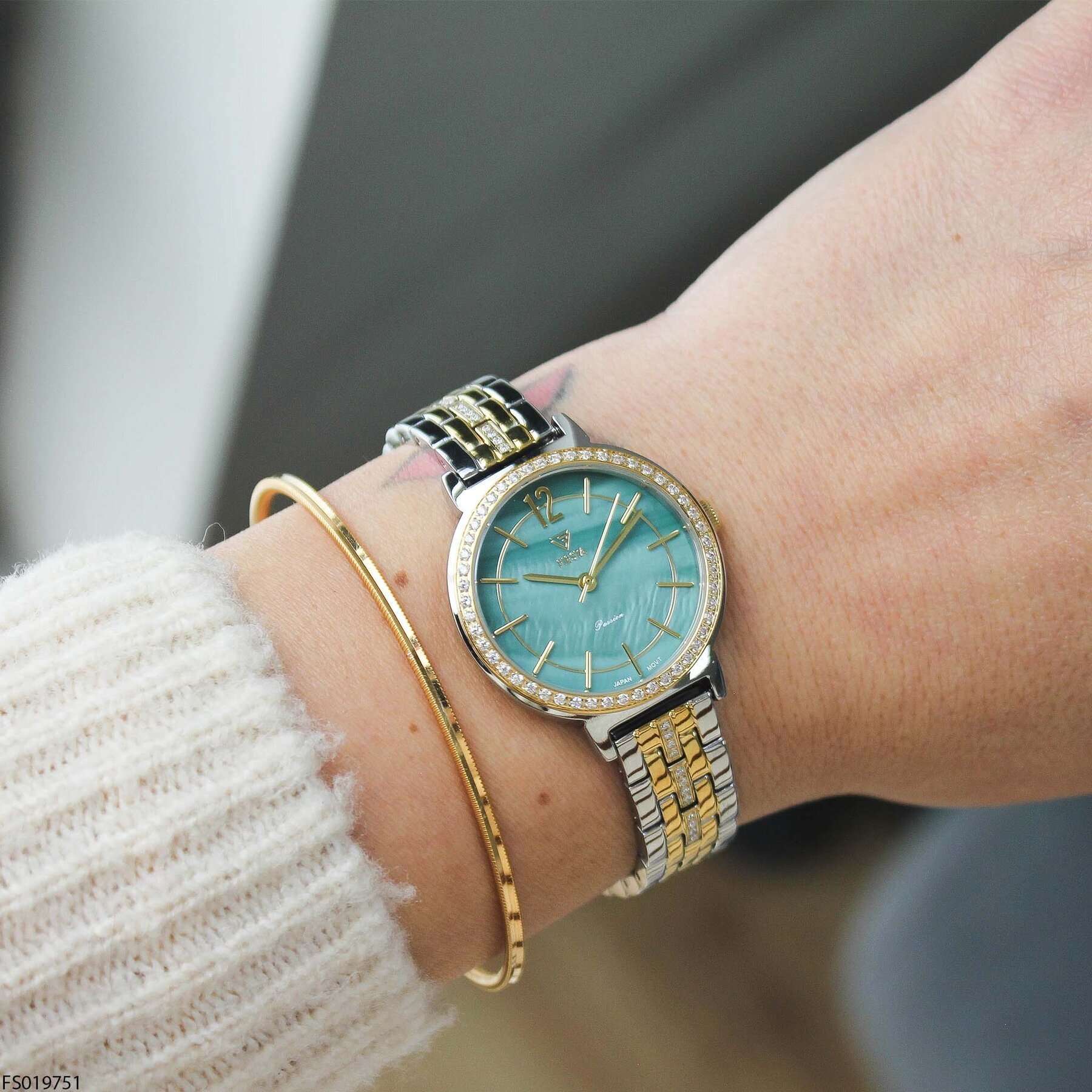 Fiesta FS019751 Çelik Kordonlu Kadın Kol Saati