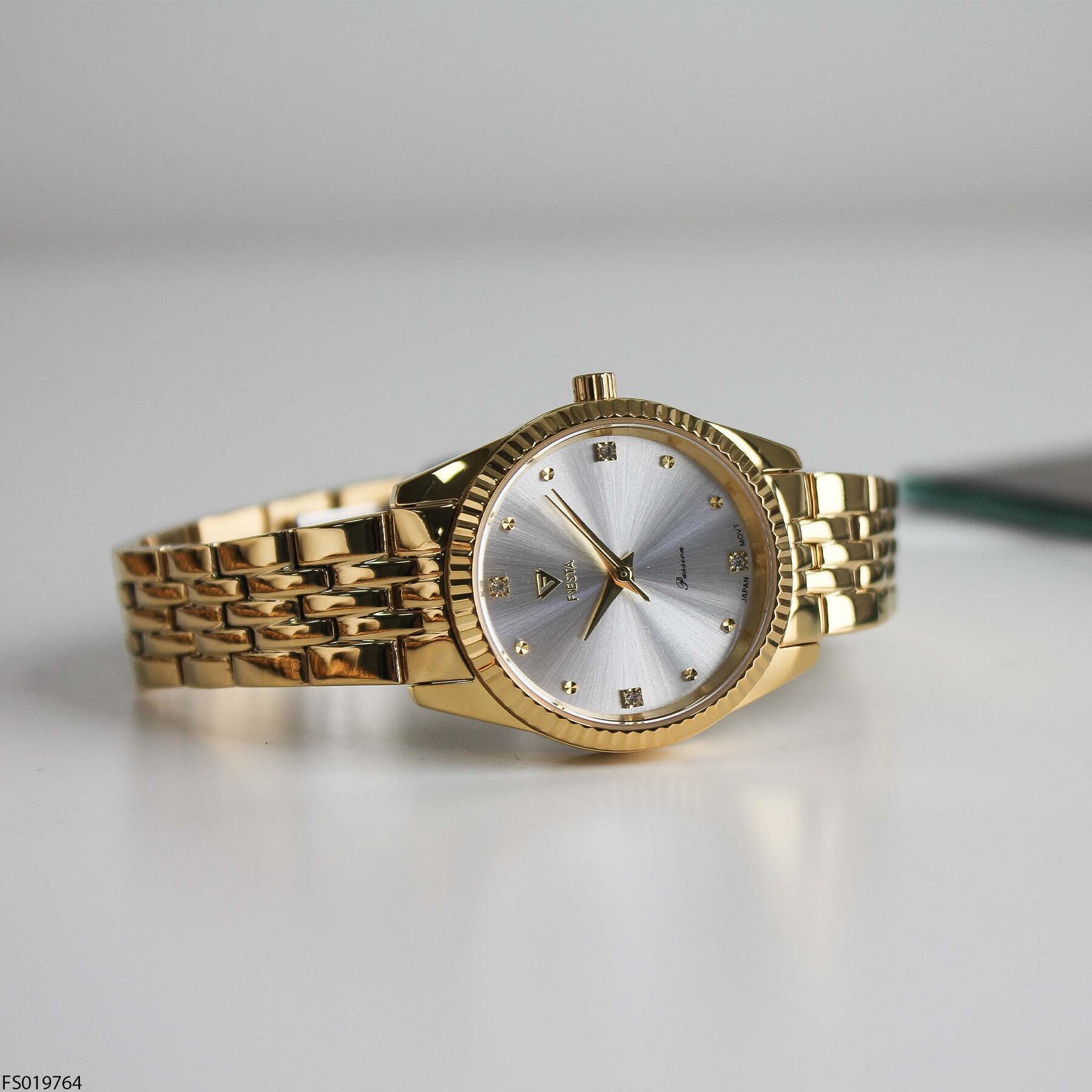 Fiesta FS019764 Çelik Kordonlu Kadın Kol Saati