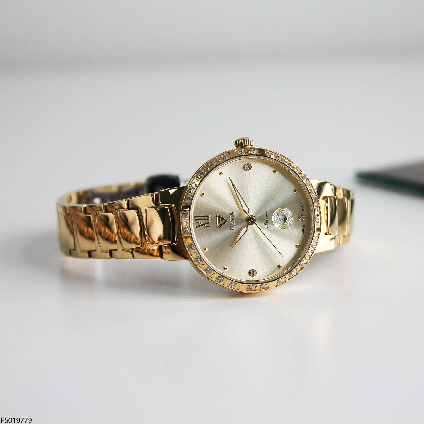 Fiesta FS019779 Çelik Kordonlu Kadın Kol Saati